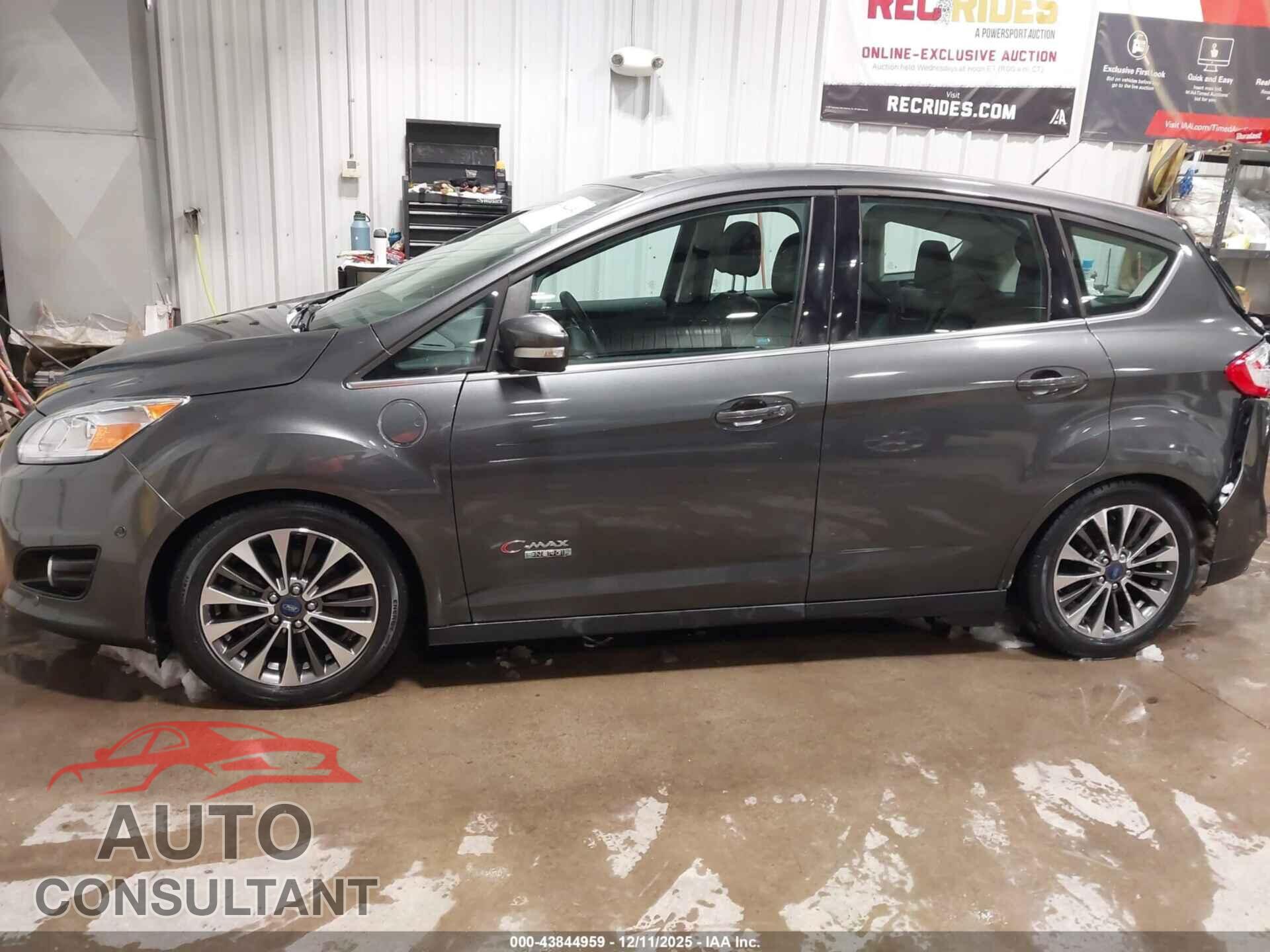FORD C-MAX ENERGI 2017 - 1FADP5FU7HL111519