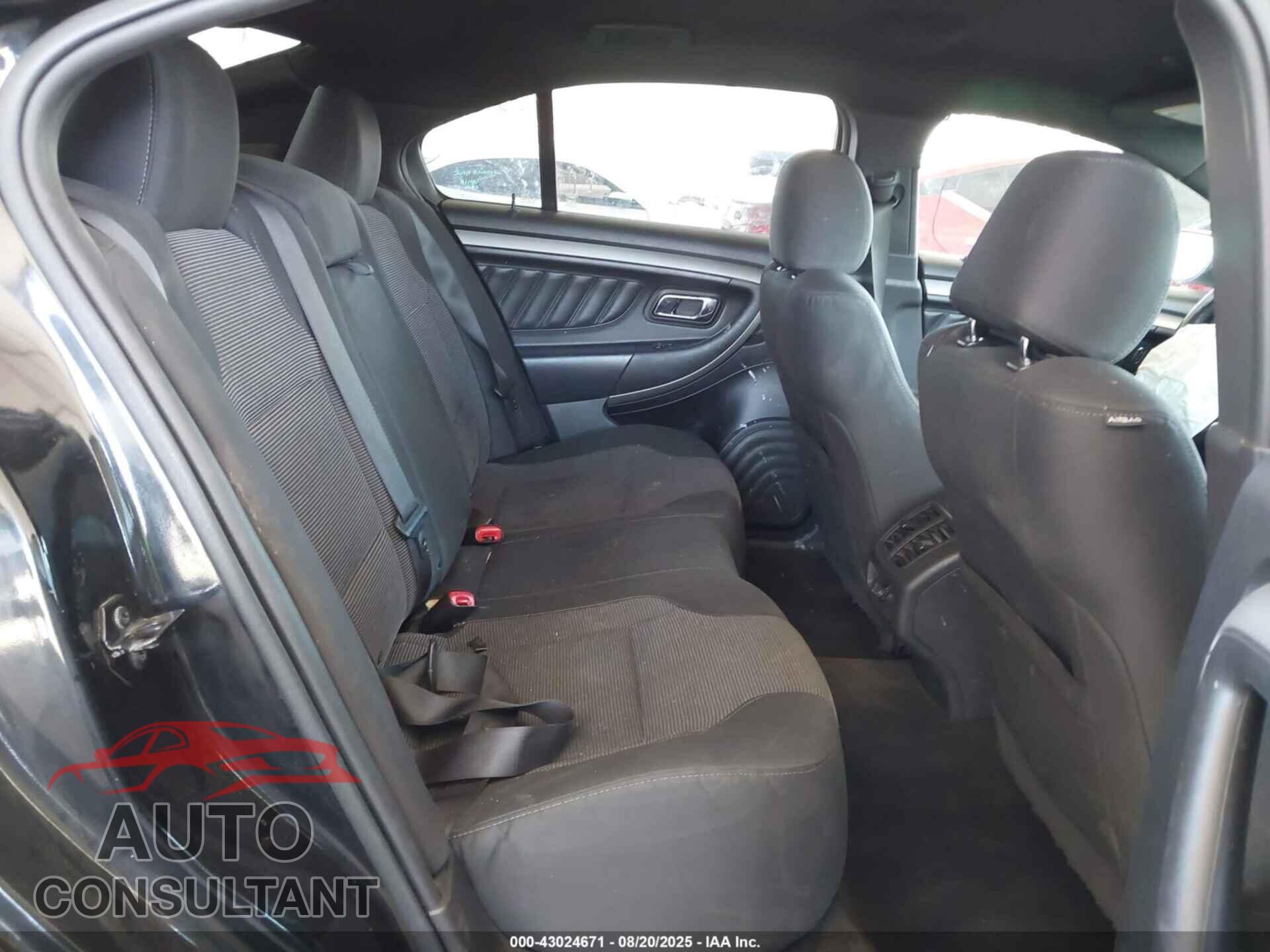 FORD TAURUS 2015 - 1FAHP2E87FG127732