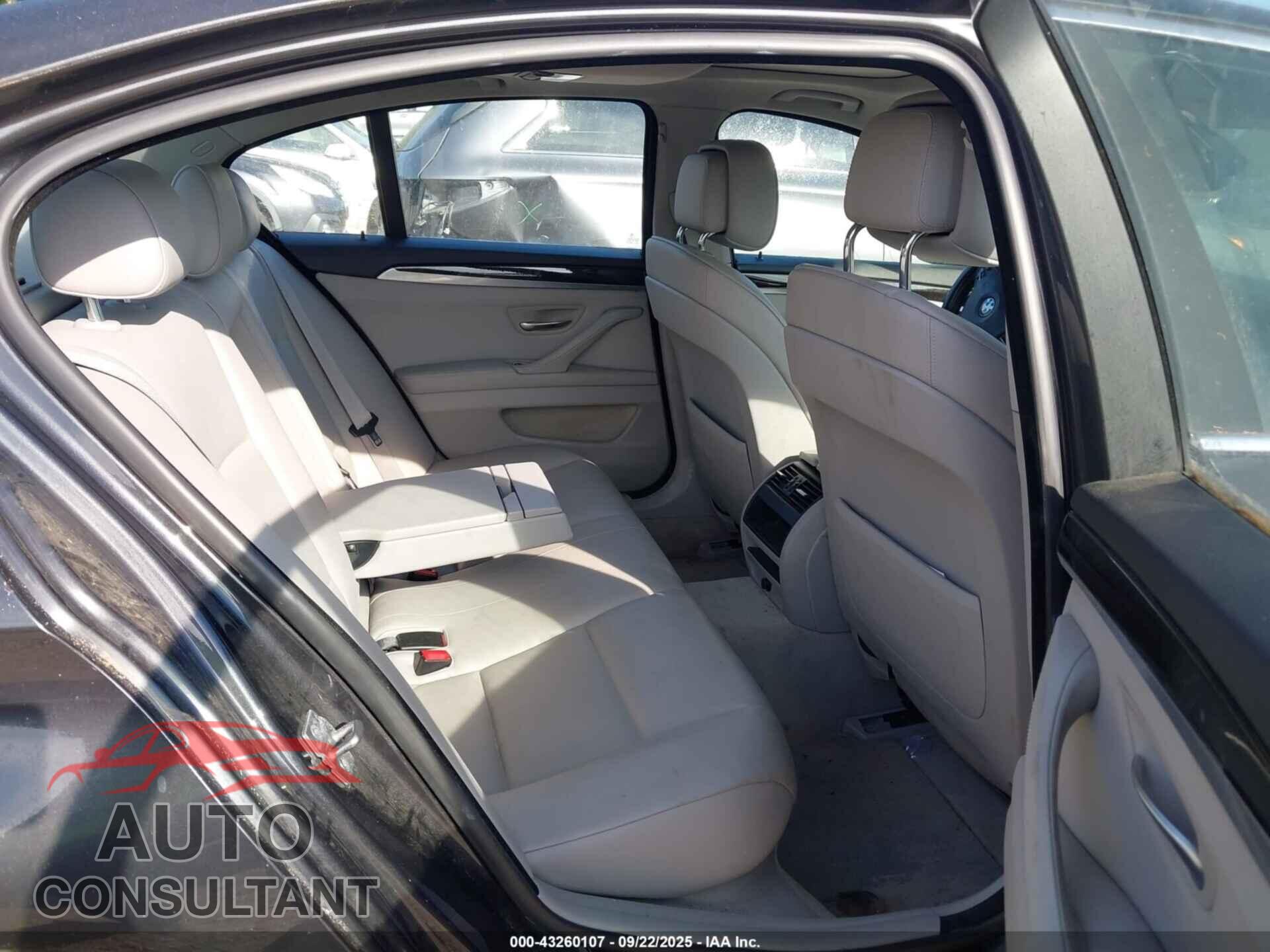 BMW 528I 2012 - WBAXH5C58CDW06295