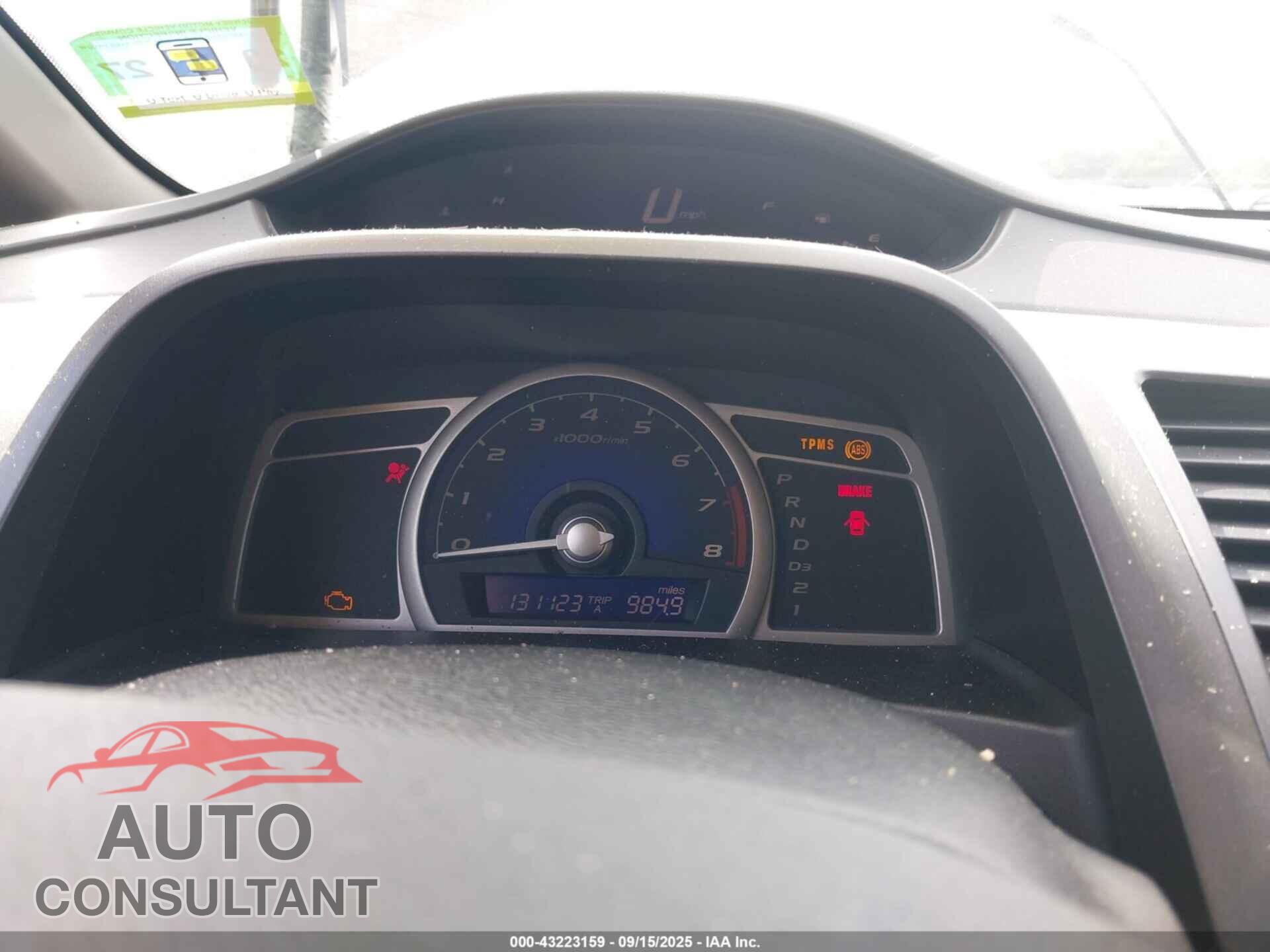 HONDA CIVIC 2011 - 19XFA1F8XBE018297