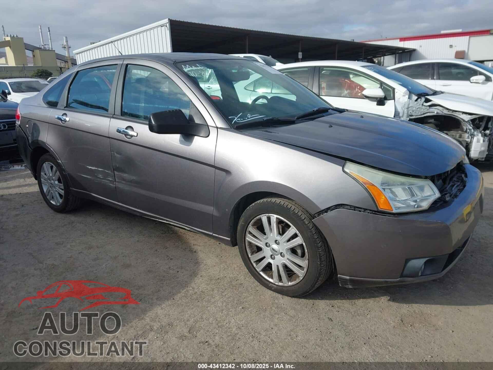 FORD FOCUS 2011 - 1FAHP3HN8BW197893