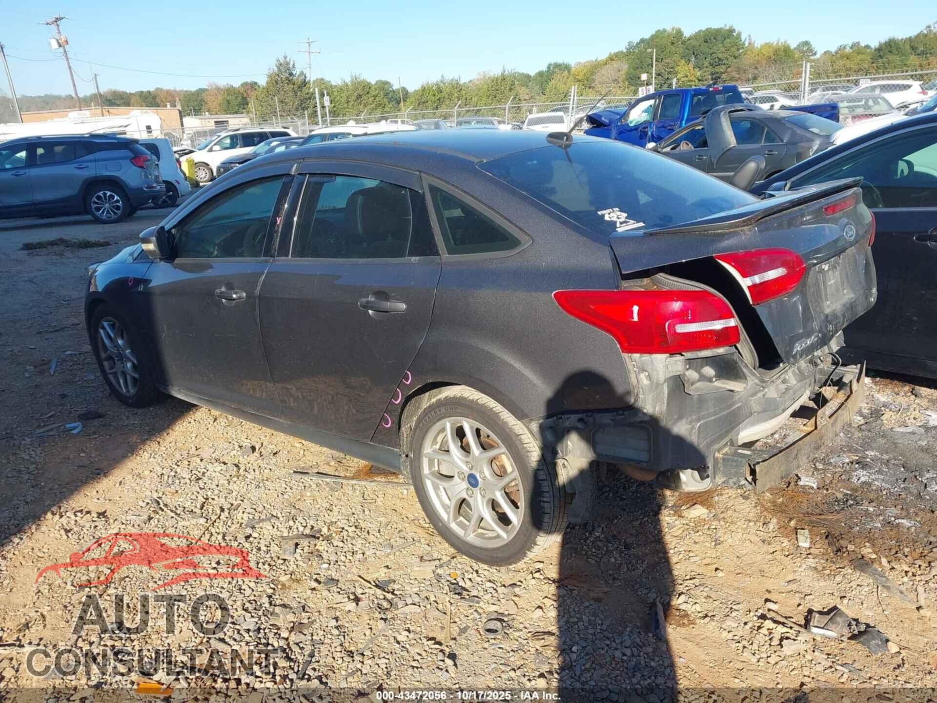 FORD FOCUS 2015 - 1FADP3F25FL302355