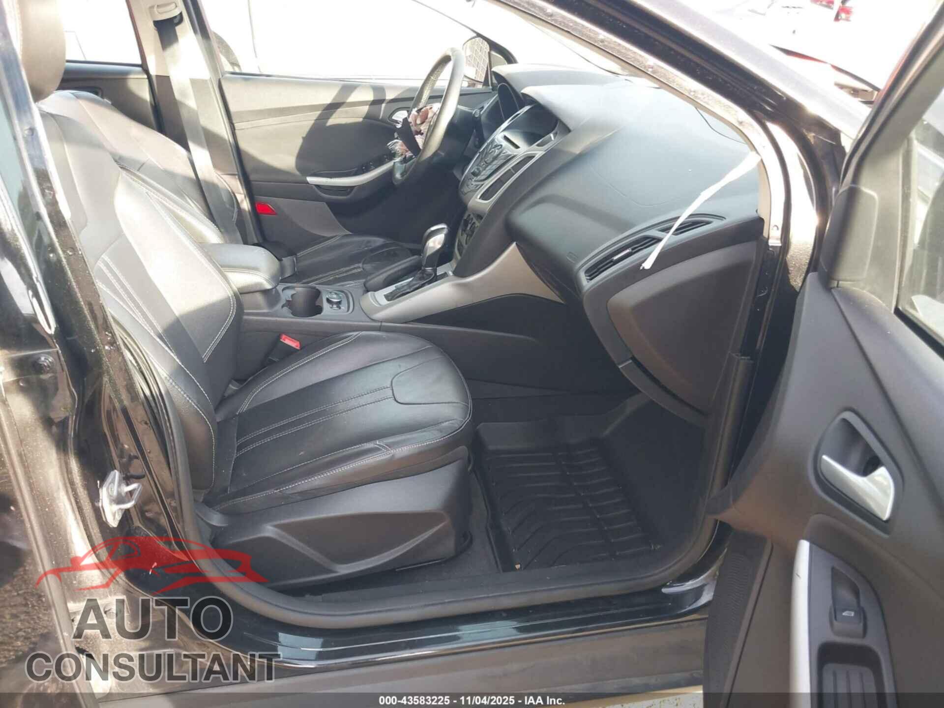 FORD FOCUS 2014 - 1FADP3K26EL428745