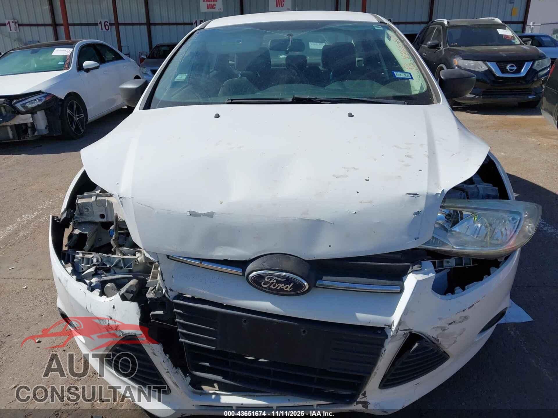 FORD FOCUS 2014 - 1FADP3E2XEL200565