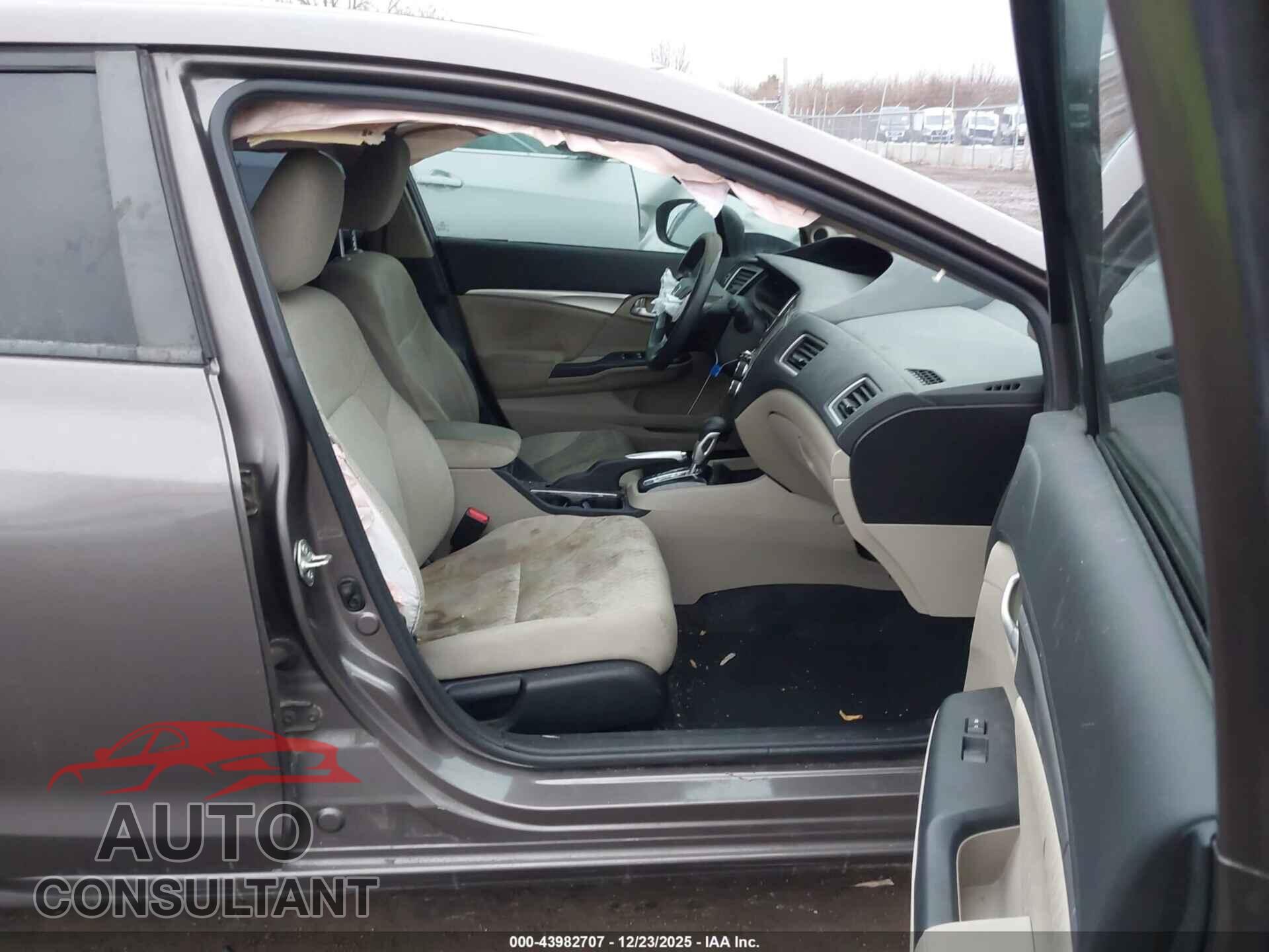 HONDA CIVIC 2014 - 2HGFB2F81EH553340