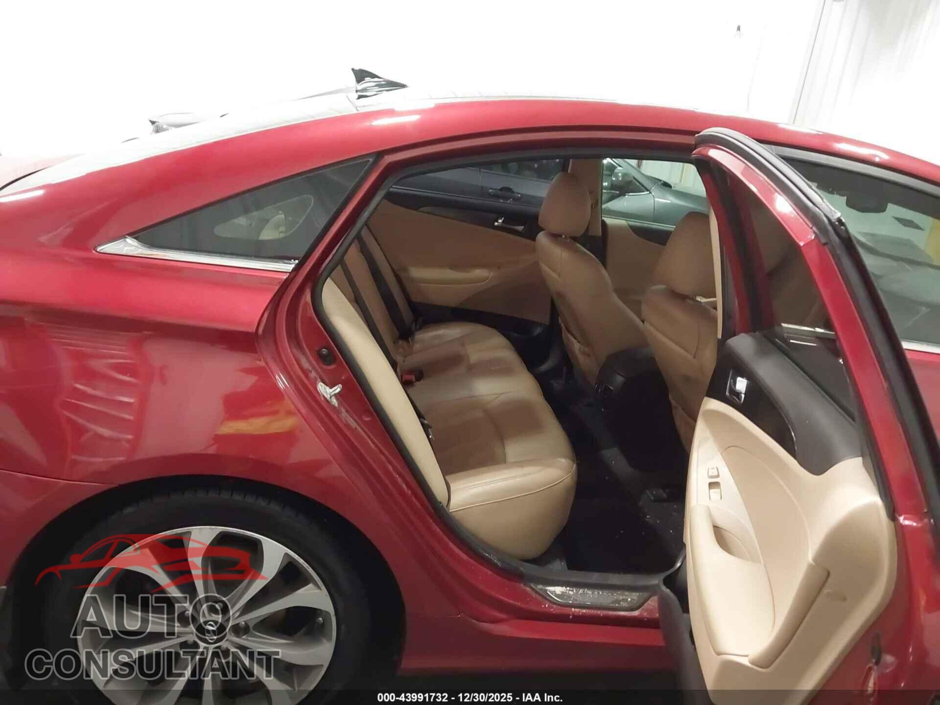 HYUNDAI SONATA 2013 - 5NPEC4AB7DH648593