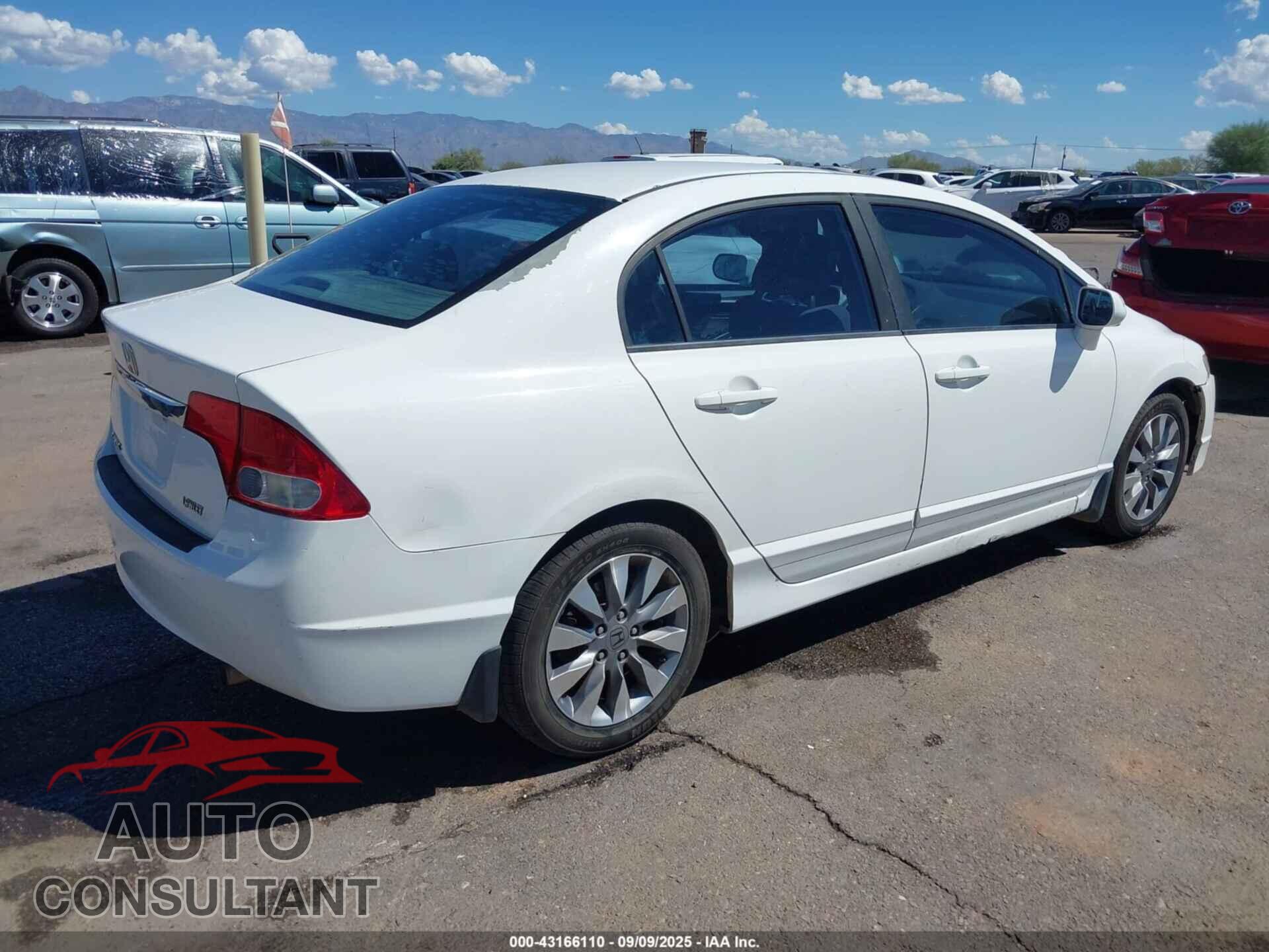 HONDA CIVIC 2009 - 19XFA16869E008599