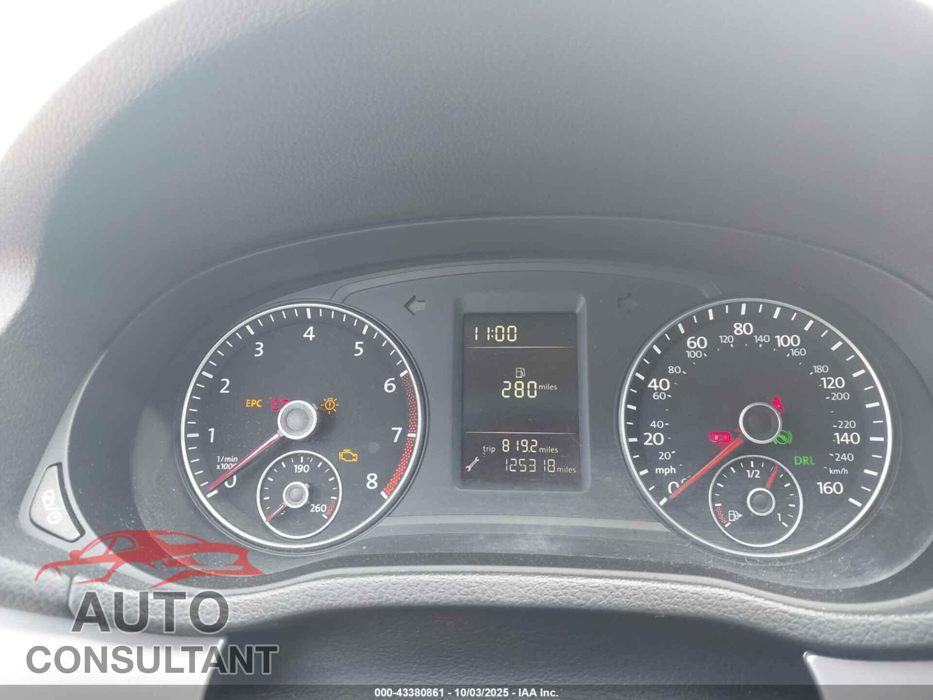 VOLKSWAGEN PASSAT 2015 - 1VWAT7A30FC018595
