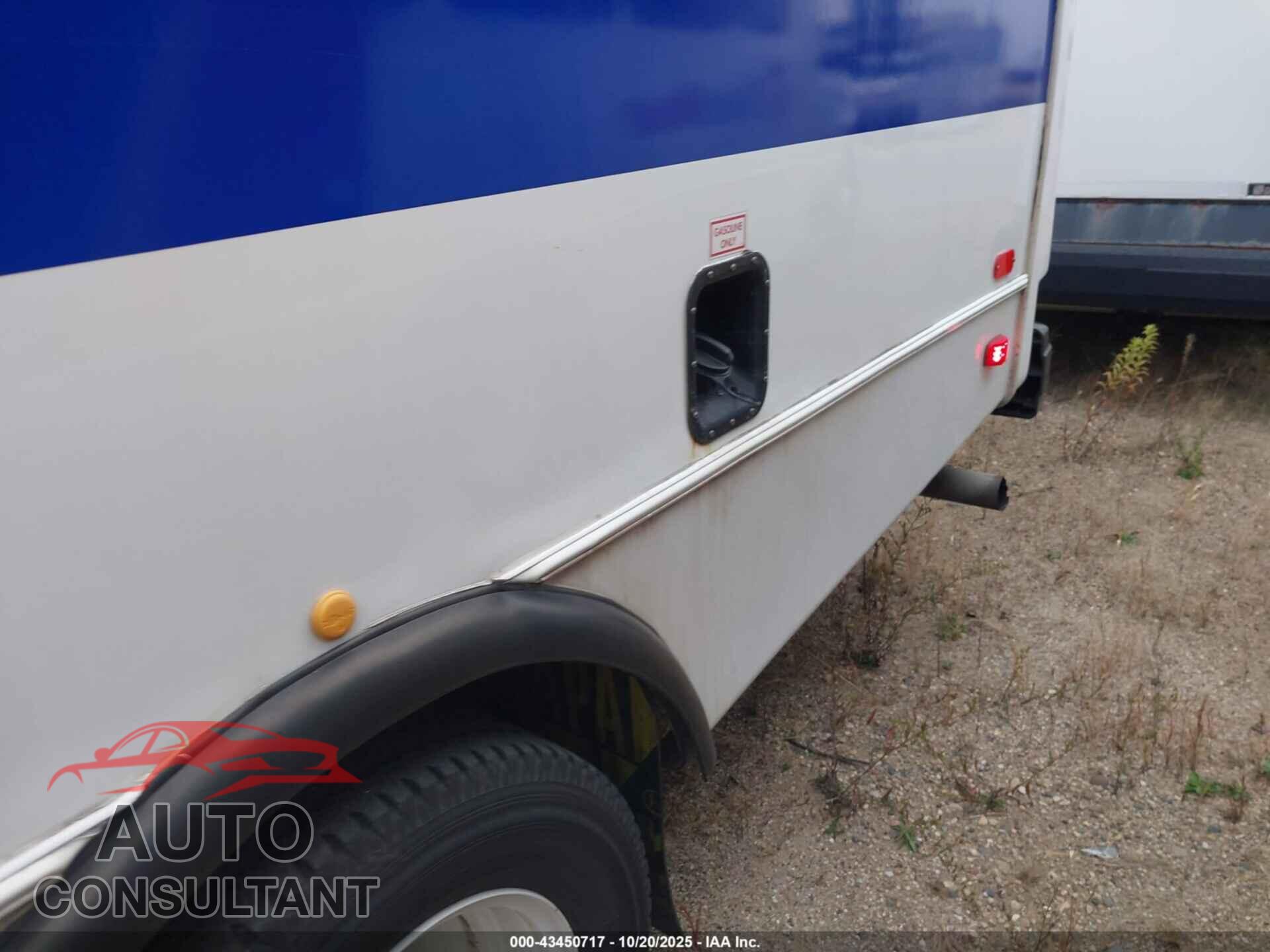 FORD E-450 CUTAWAY 2018 - 1FDFE4FS0JDC17453