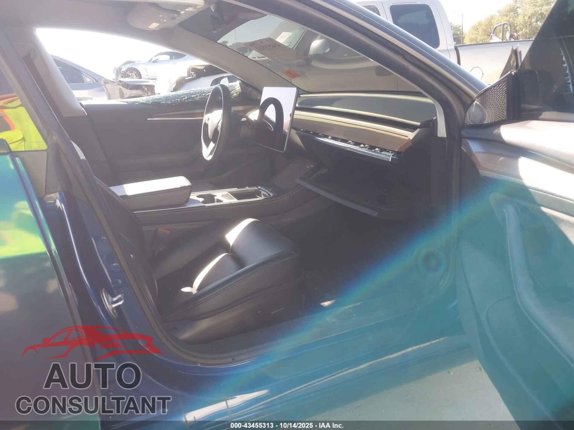 TESLA MODEL 3 2021 - 5YJ3E1EC1MF089141
