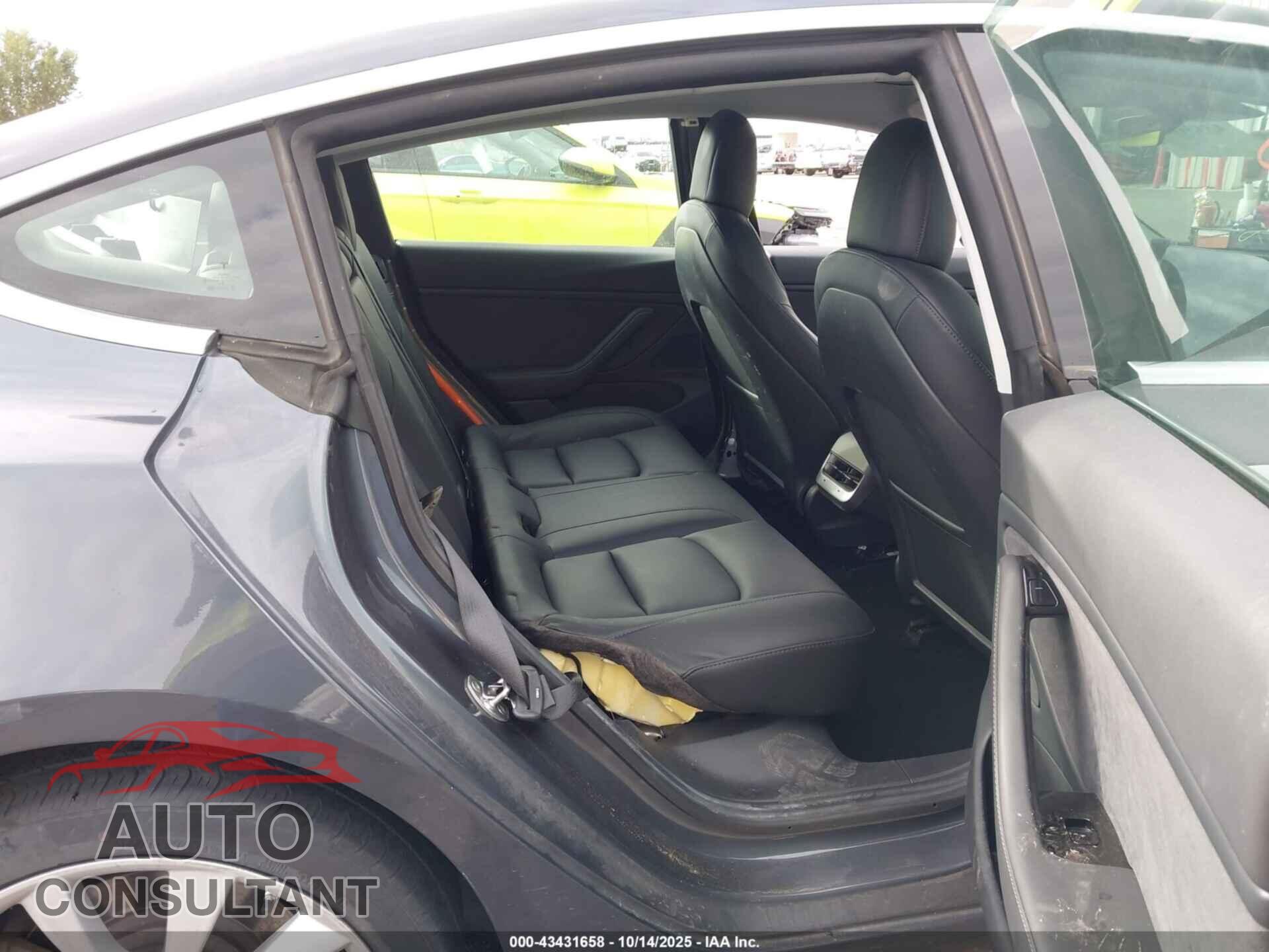 TESLA MODEL 3 2020 - 5YJ3E1EB0LF787438
