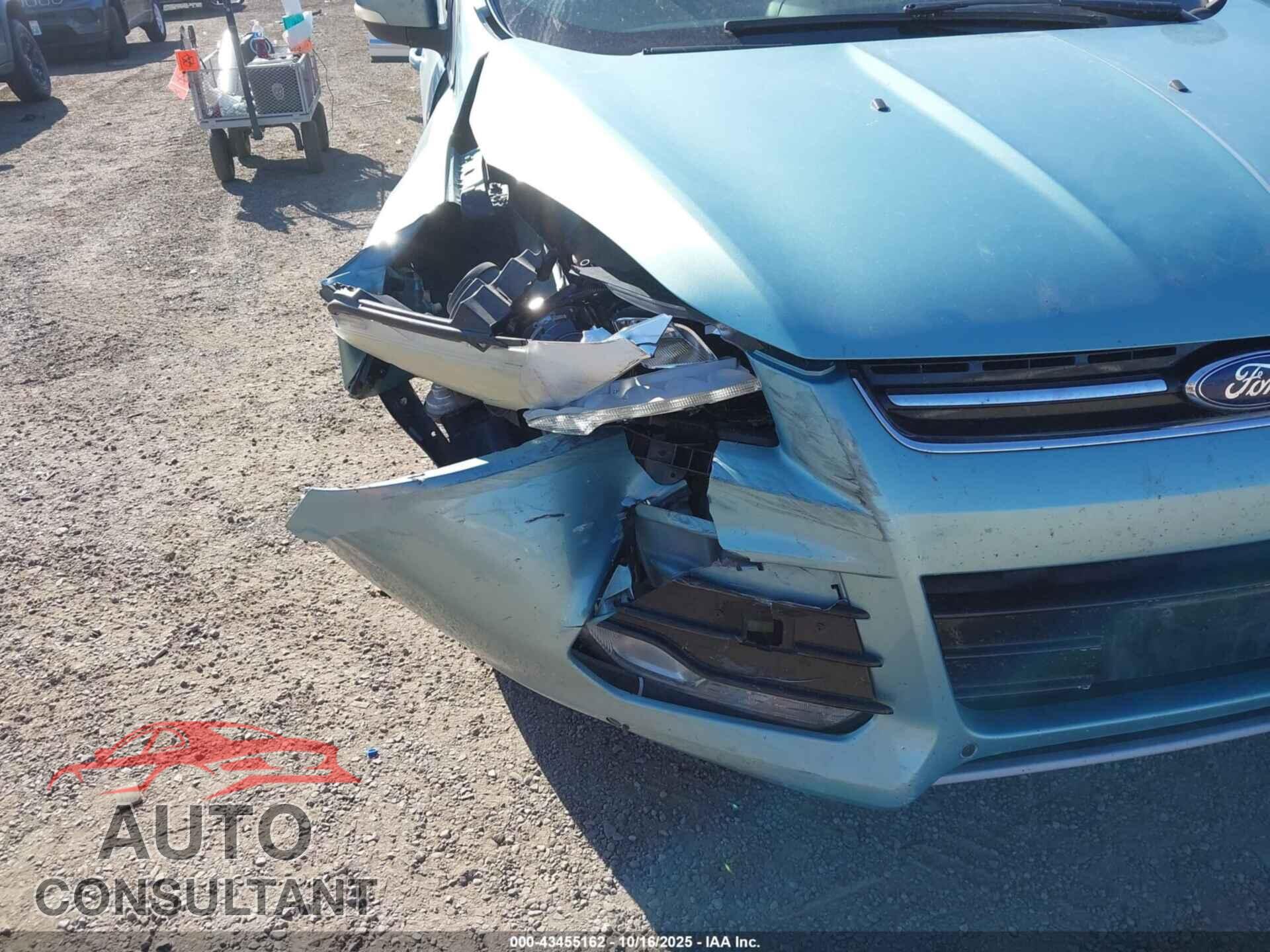 FORD ESCAPE 2013 - 1FMCU9J95DUC79104