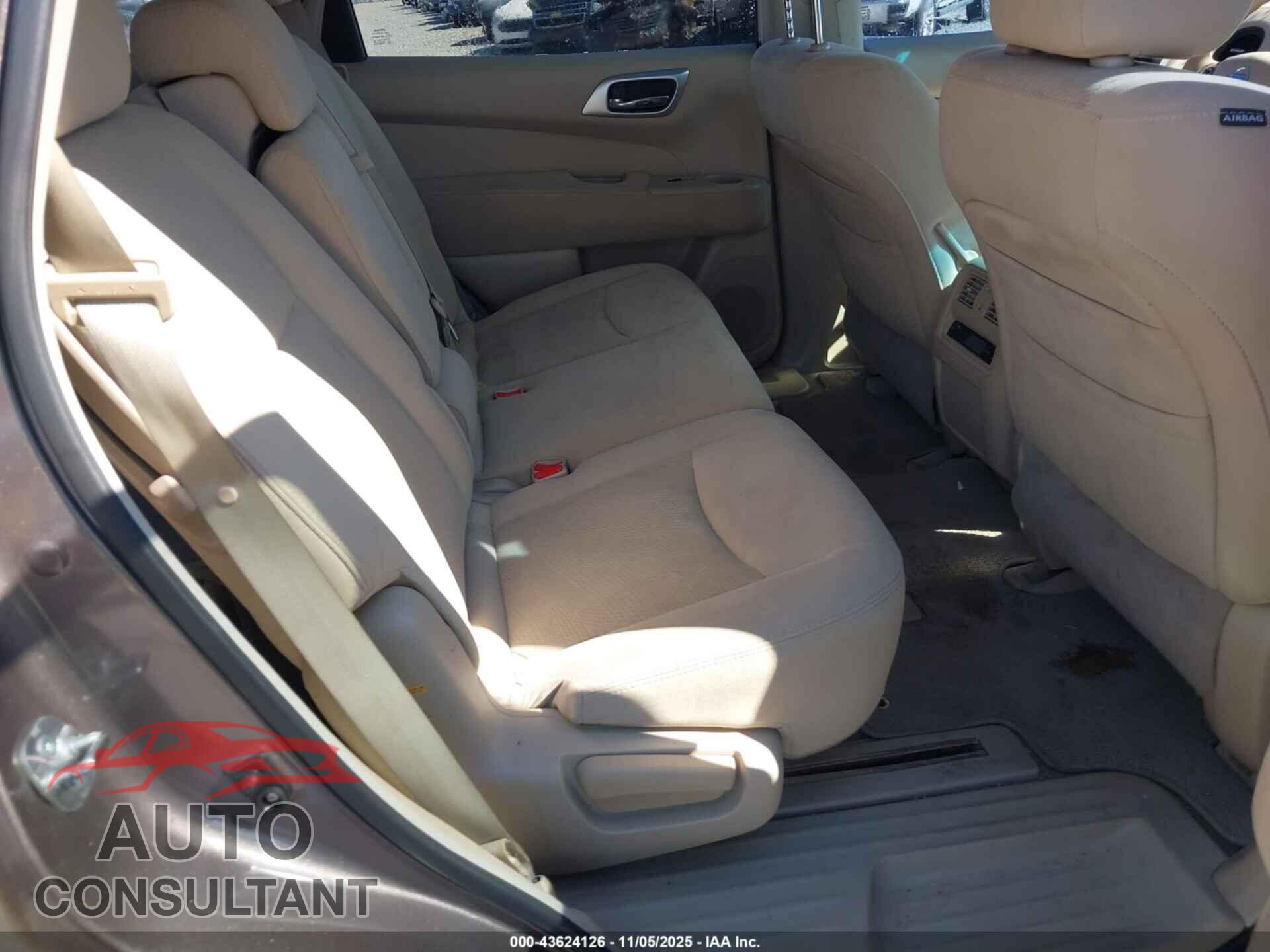 NISSAN PATHFINDER 2013 - 5N1AR2MN9DC685000