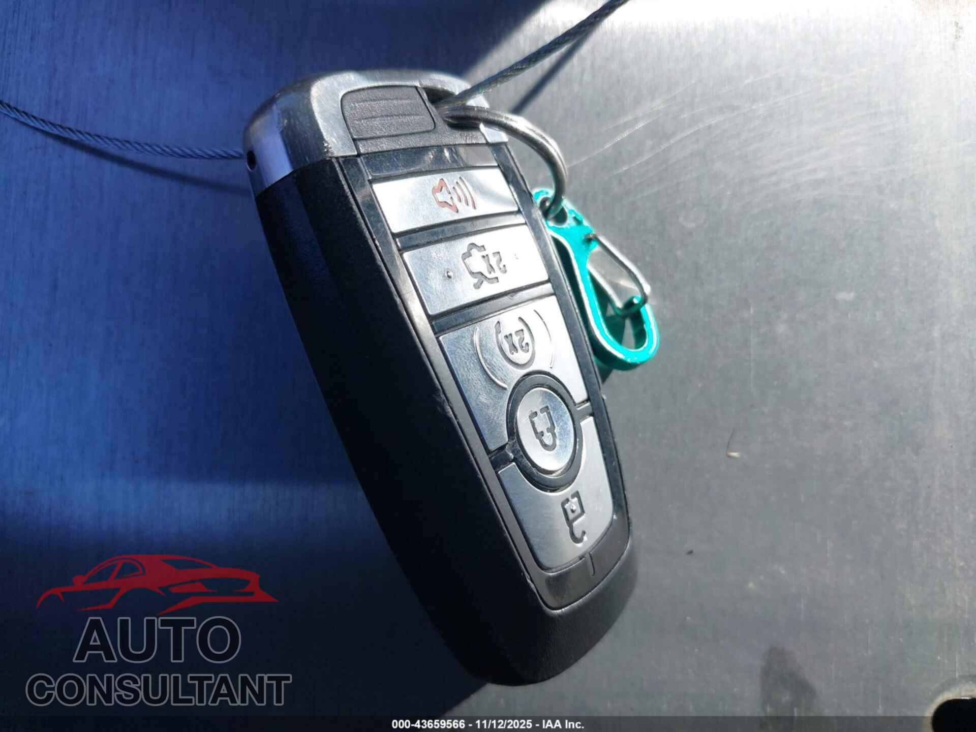 FORD EXPLORER 2018 - 1FM5K7D88JGB30606