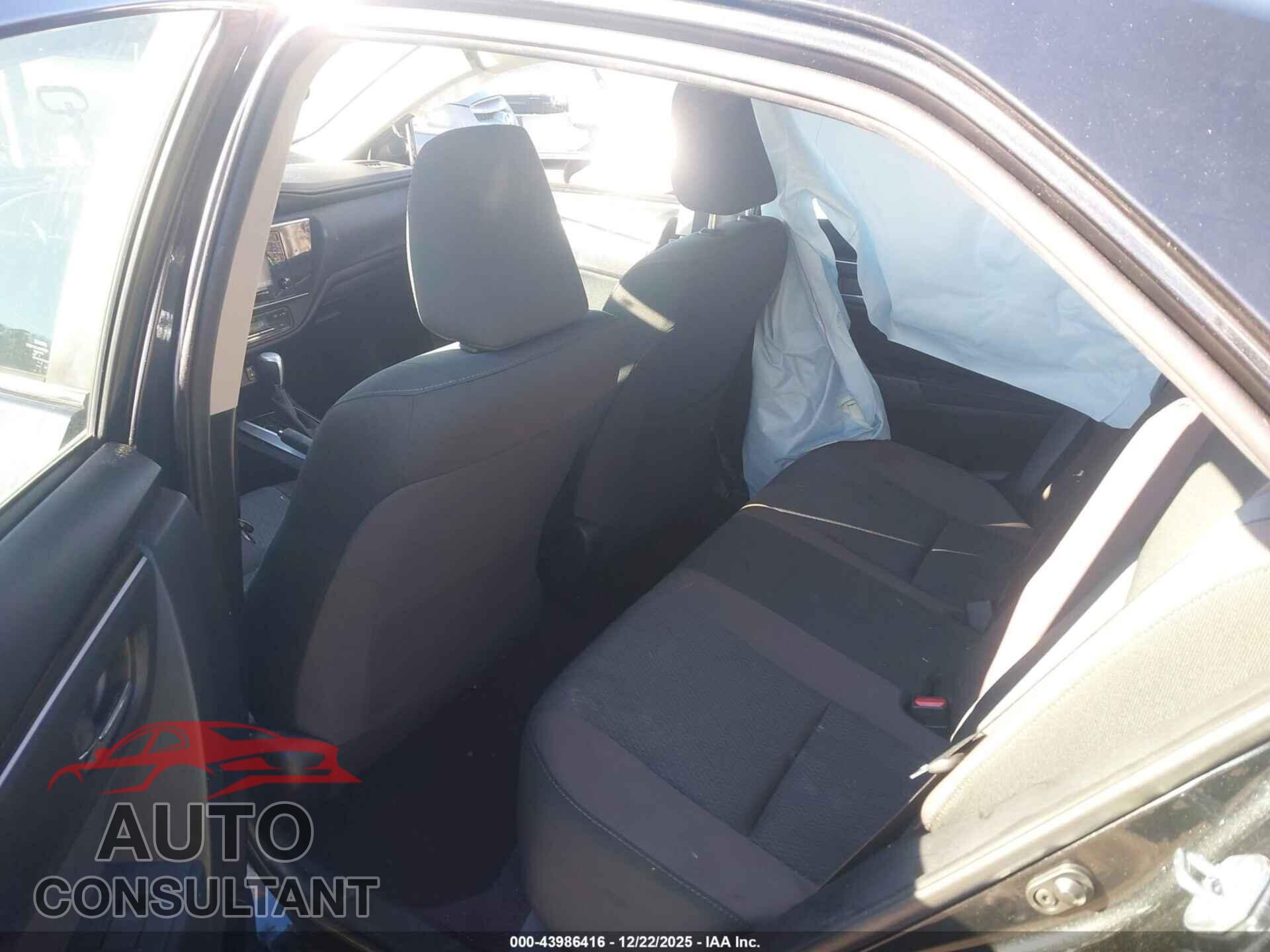 TOYOTA COROLLA 2017 - 2T1BURHE6HC866014