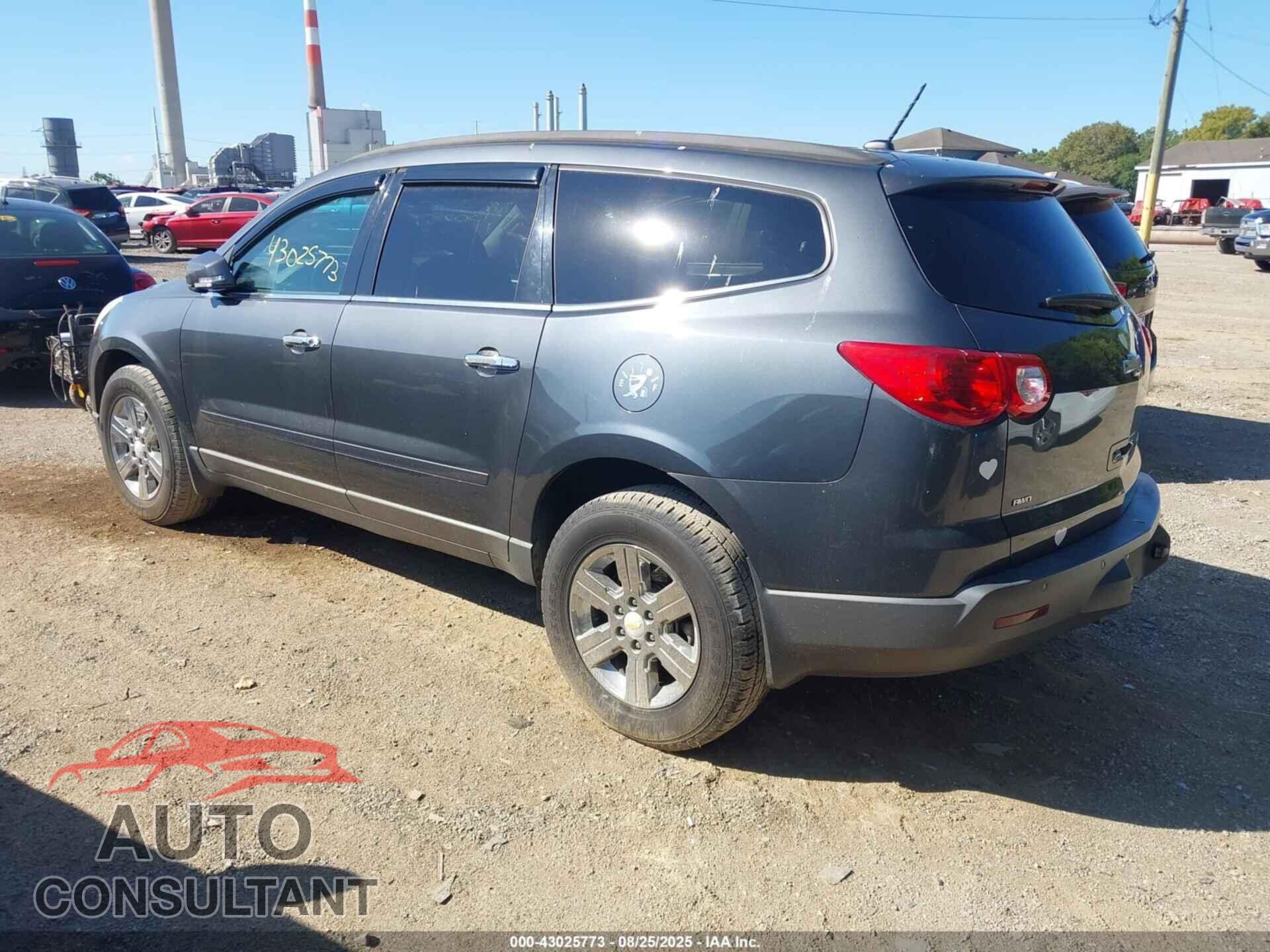 CHEVROLET TRAVERSE 2011 - 1GNKVJED8BJ213357