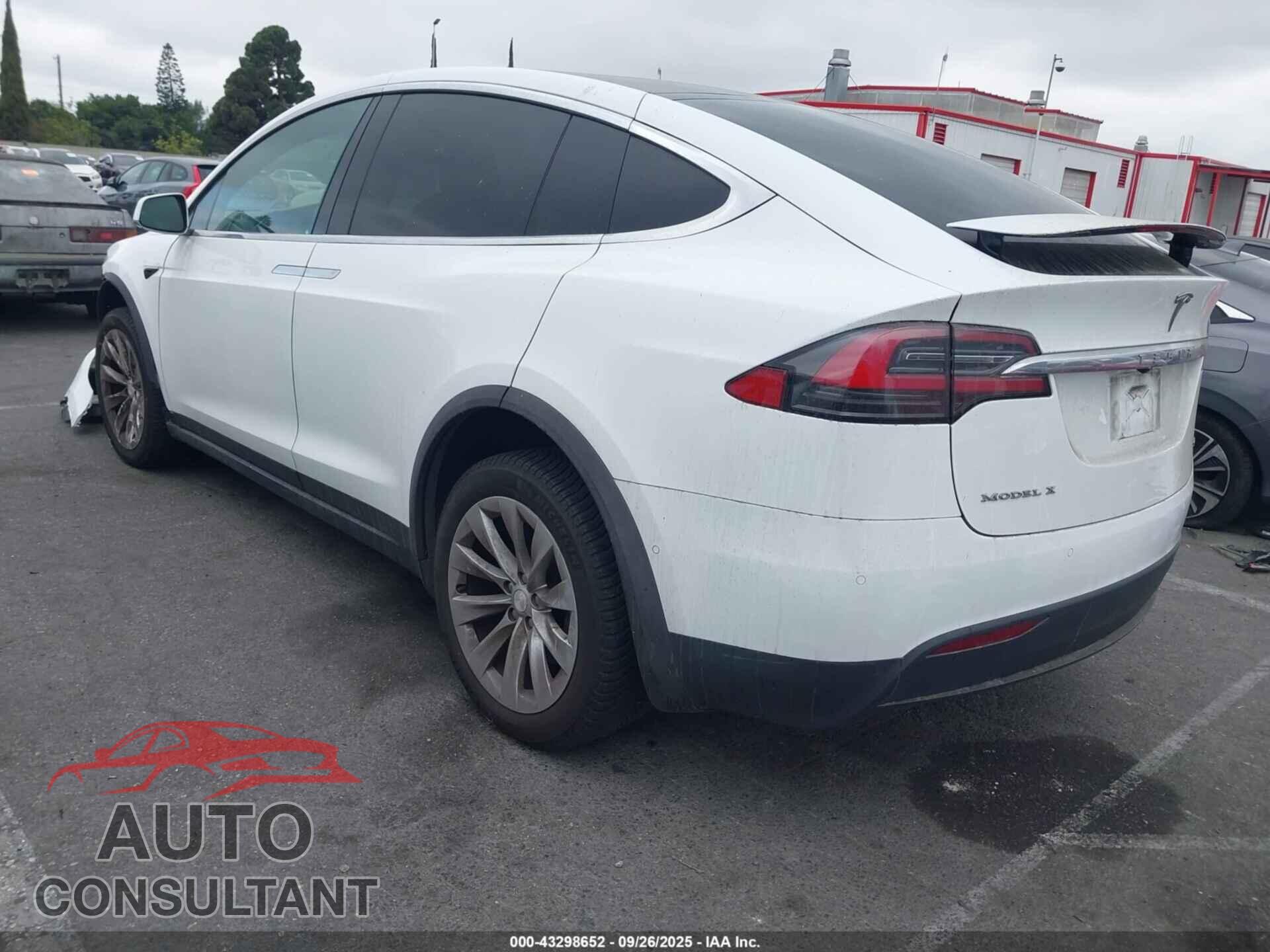 TESLA MODEL X 2016 - 5YJXCAE26GF002224