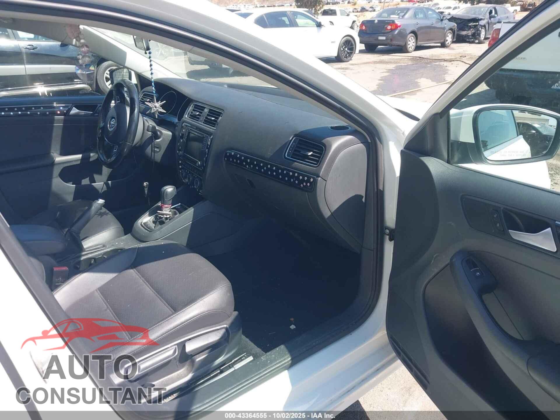 VOLKSWAGEN JETTA 2017 - 3VWL17AJ3HM410193