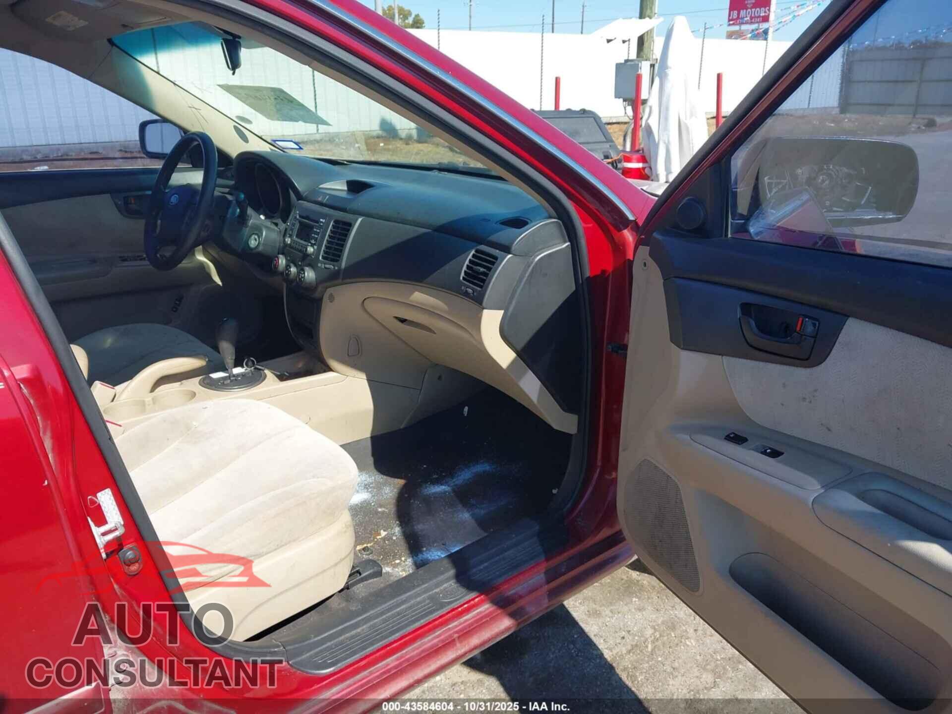 KIA OPTIMA 2010 - KNAGG4A83A5384072