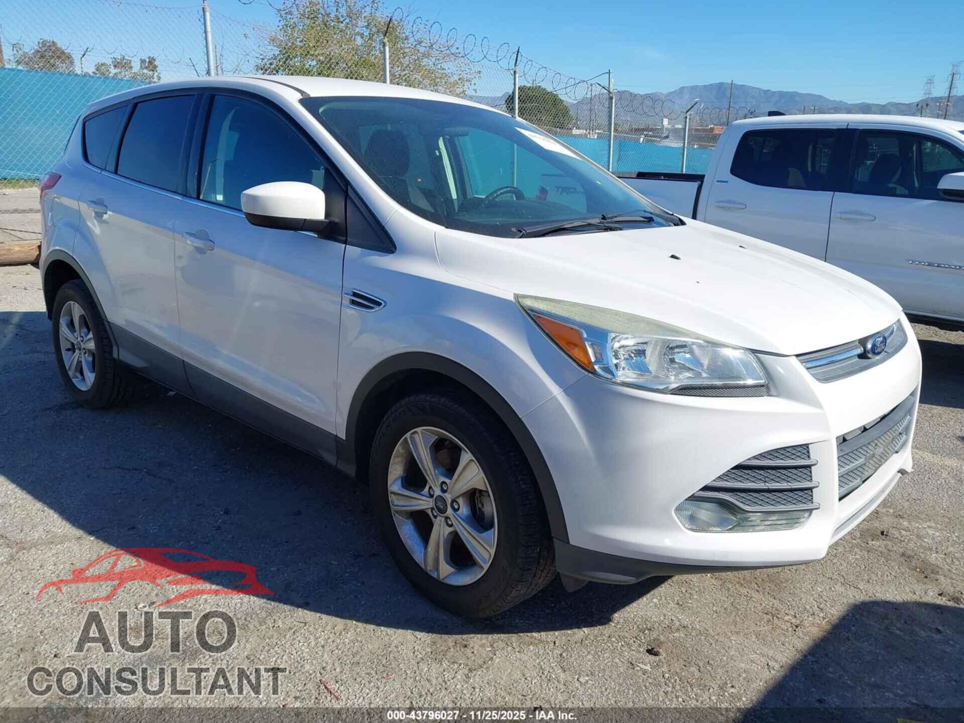 FORD ESCAPE 2014 - 1FMCU0GX0EUC37667
