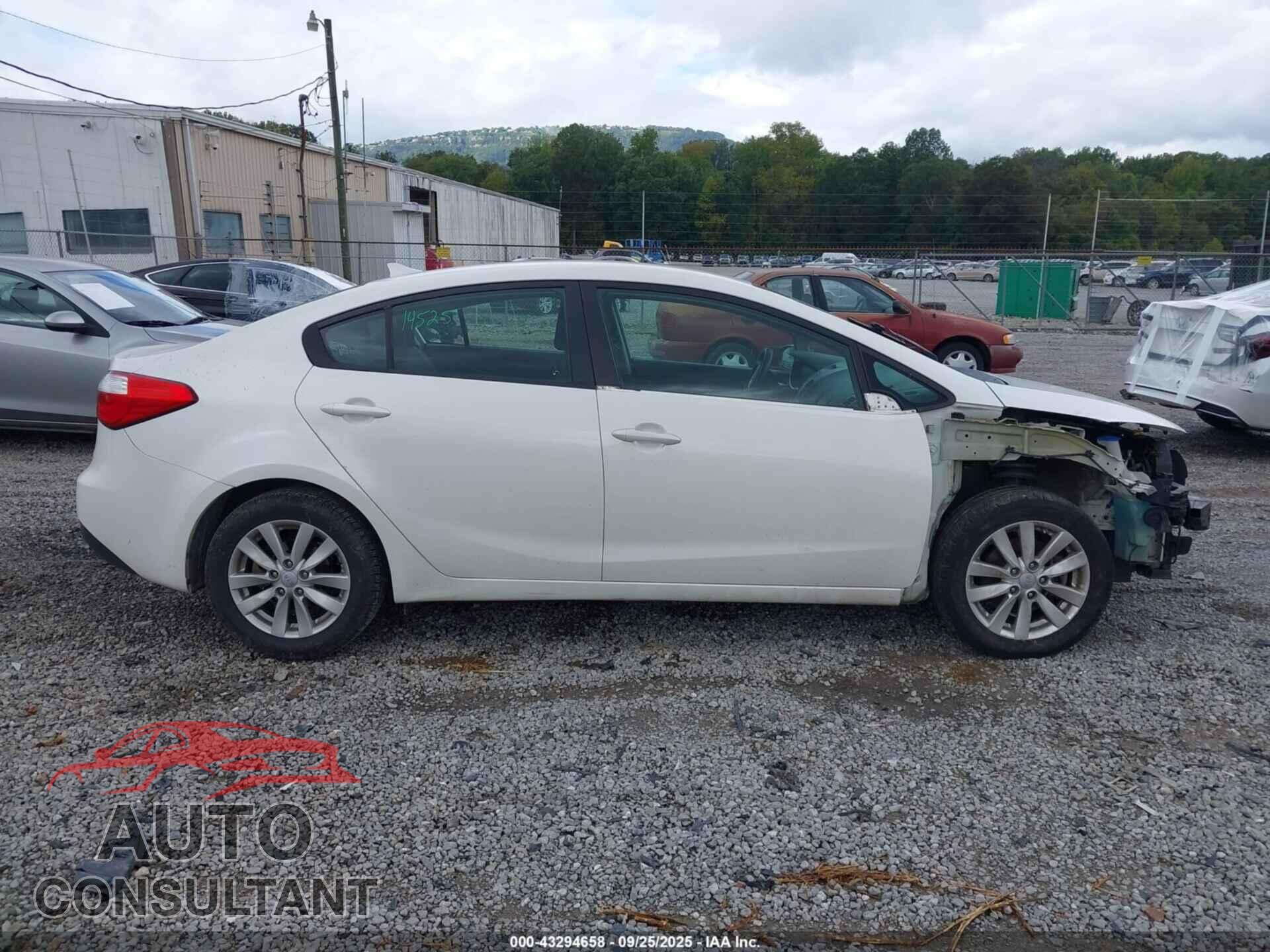 KIA FORTE 2015 - KNAFX4A63F5355995