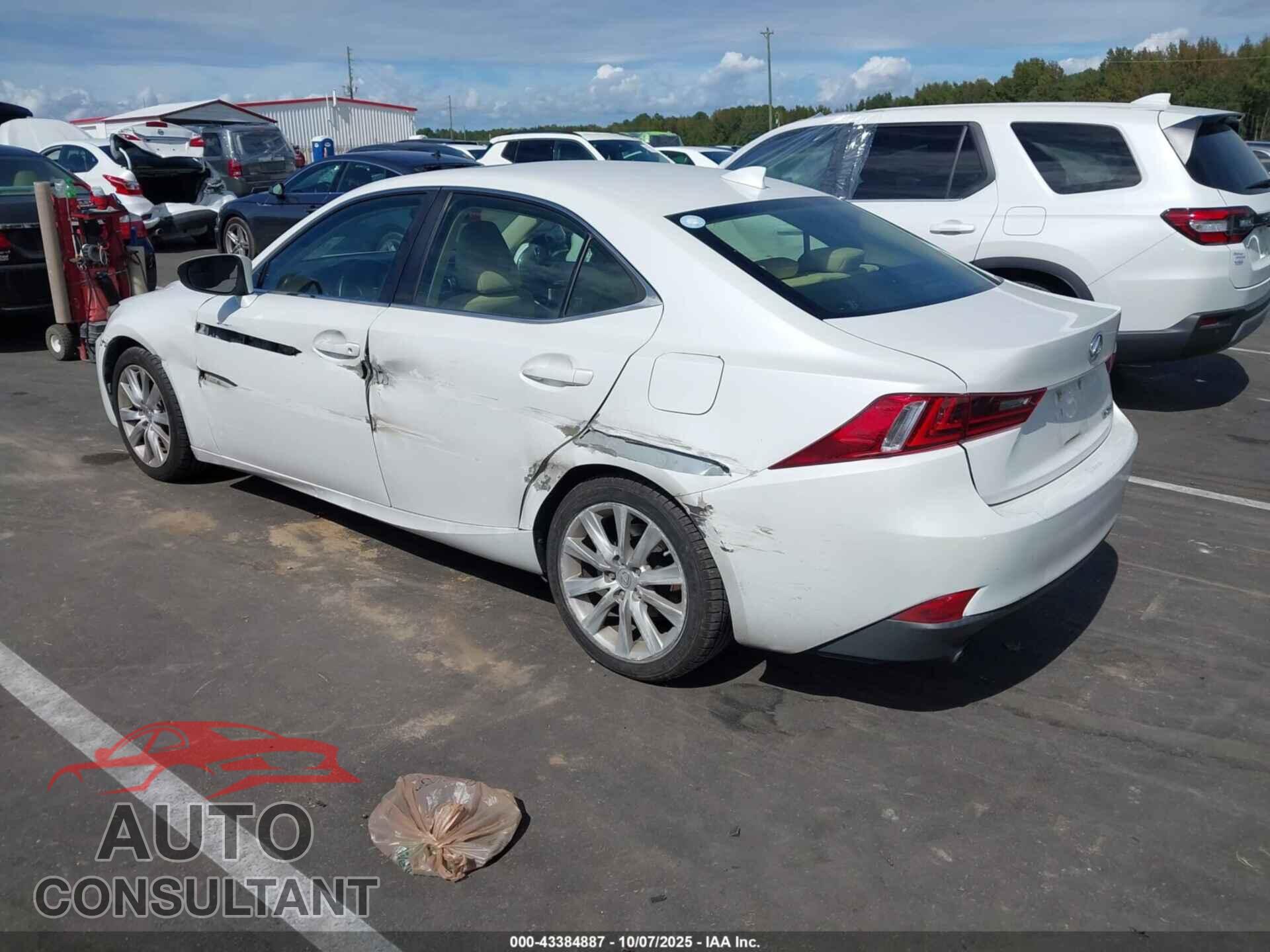 LEXUS IS 250 2015 - JTHBF1D24F5080440