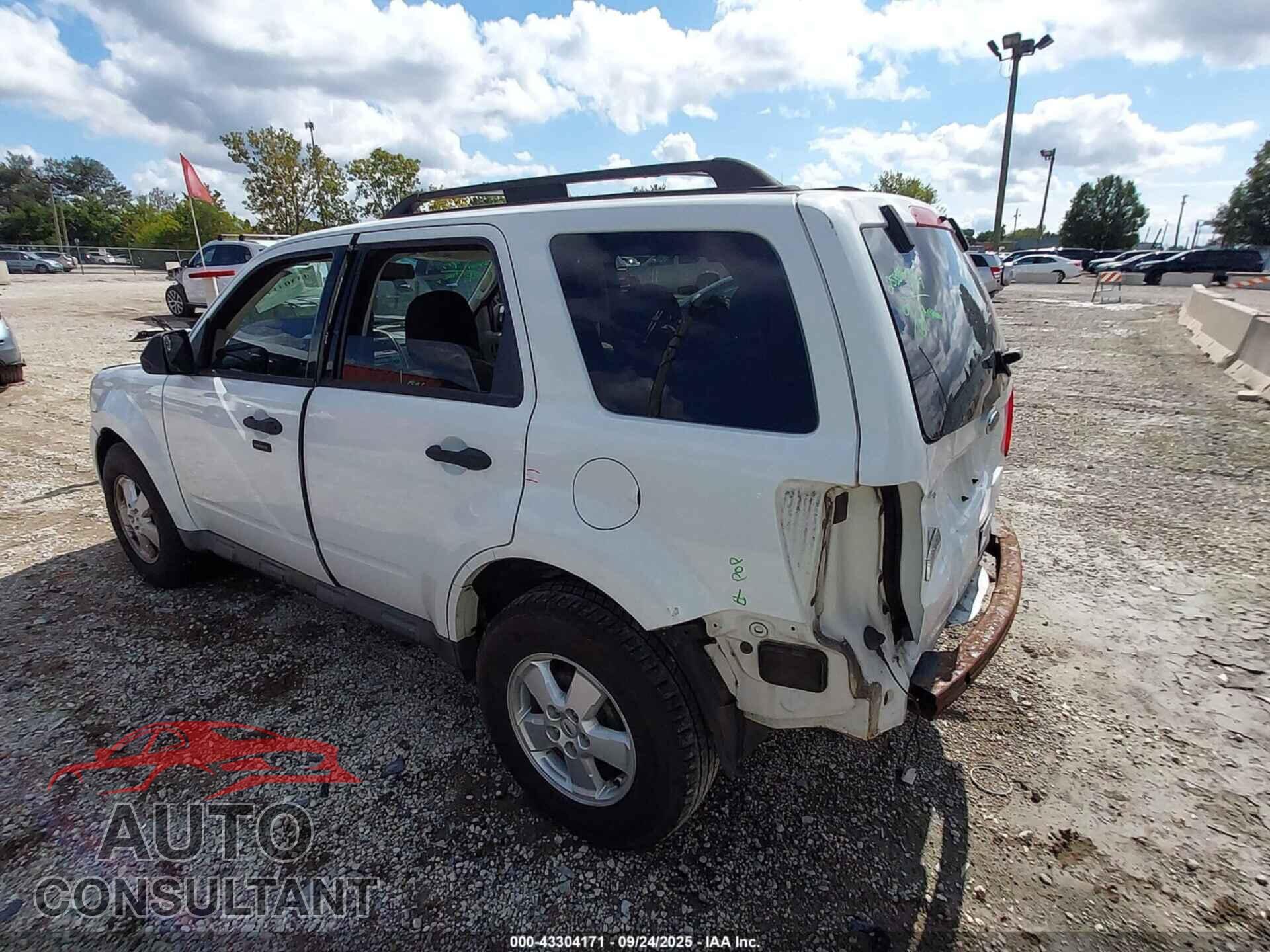 FORD ESCAPE 2010 - 1FMCU0D73AKB81671