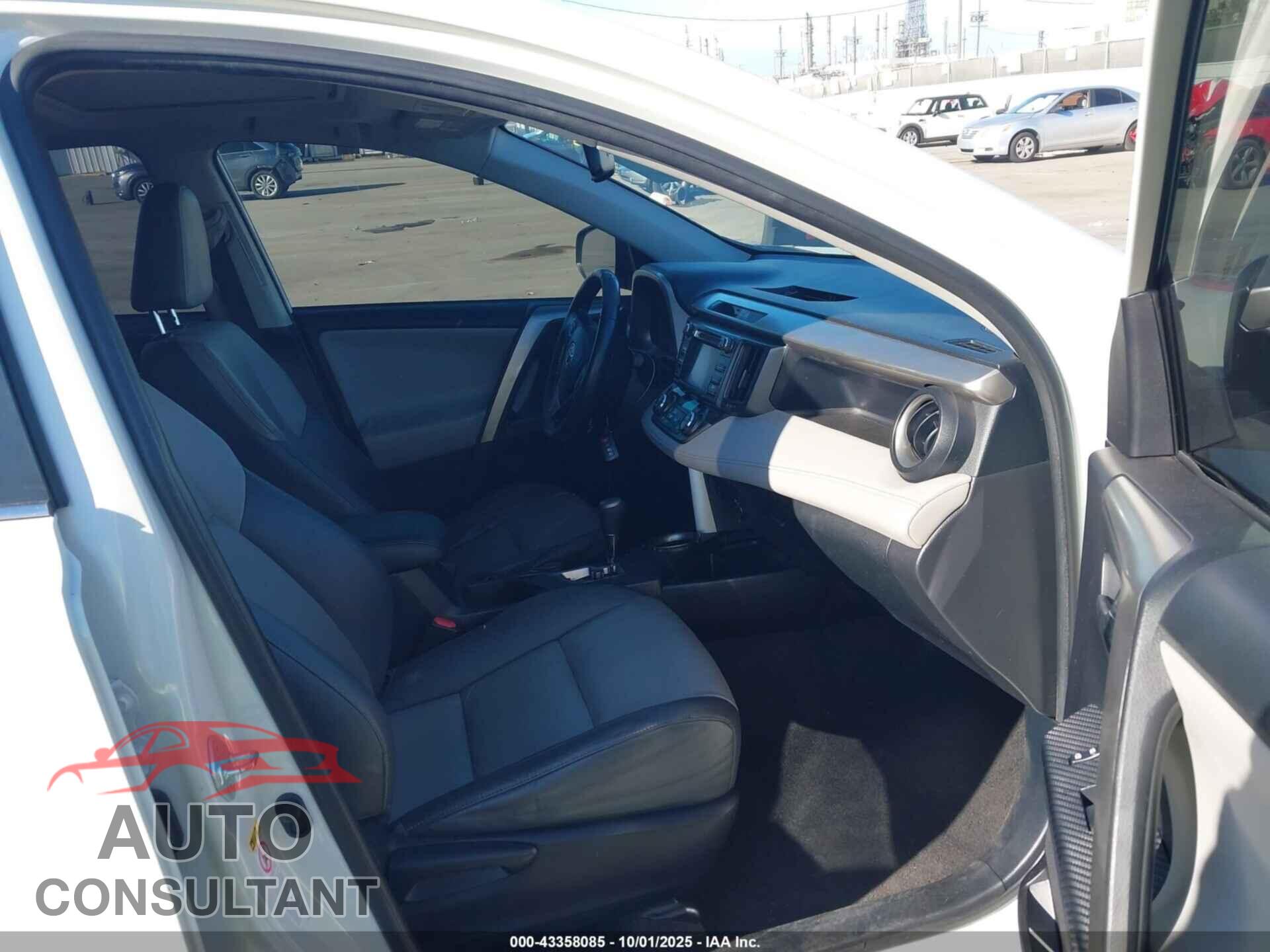 TOYOTA RAV4 2014 - JTMDFREV5ED083272