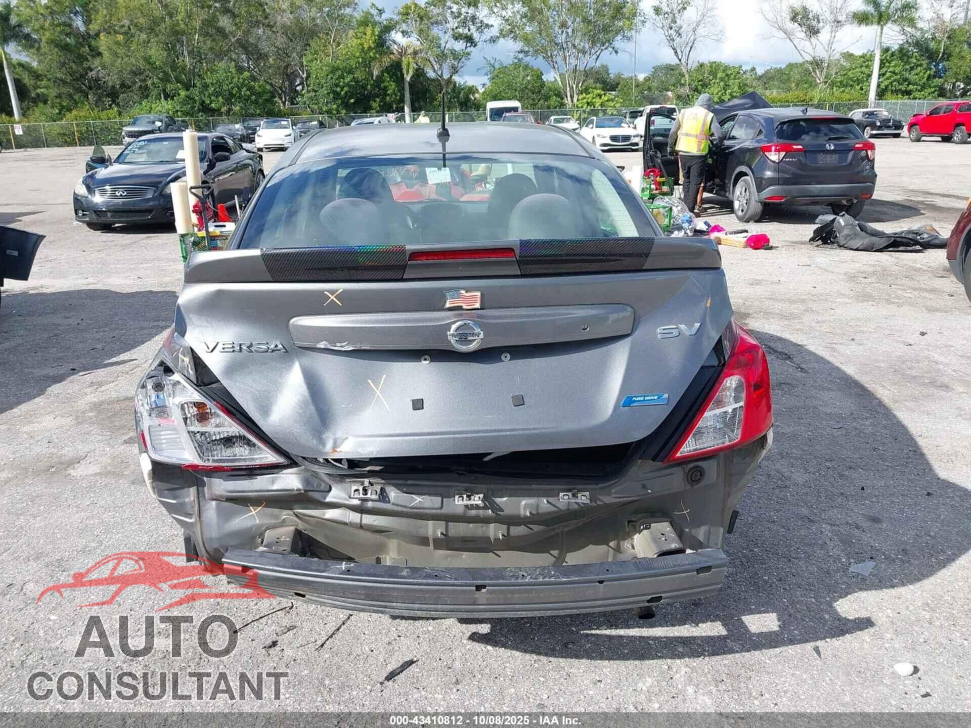NISSAN VERSA 2016 - 3N1CN7AP2GL860730