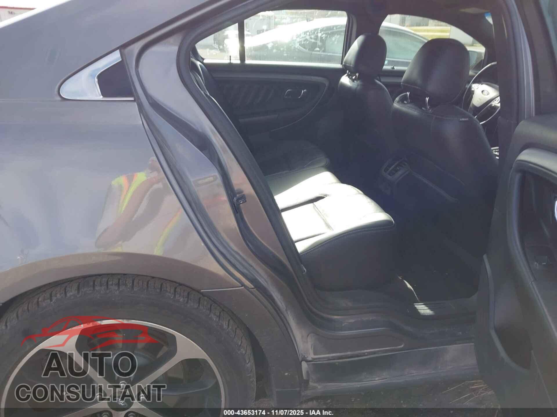 FORD TAURUS 2014 - 1FAHP2E89EG169768
