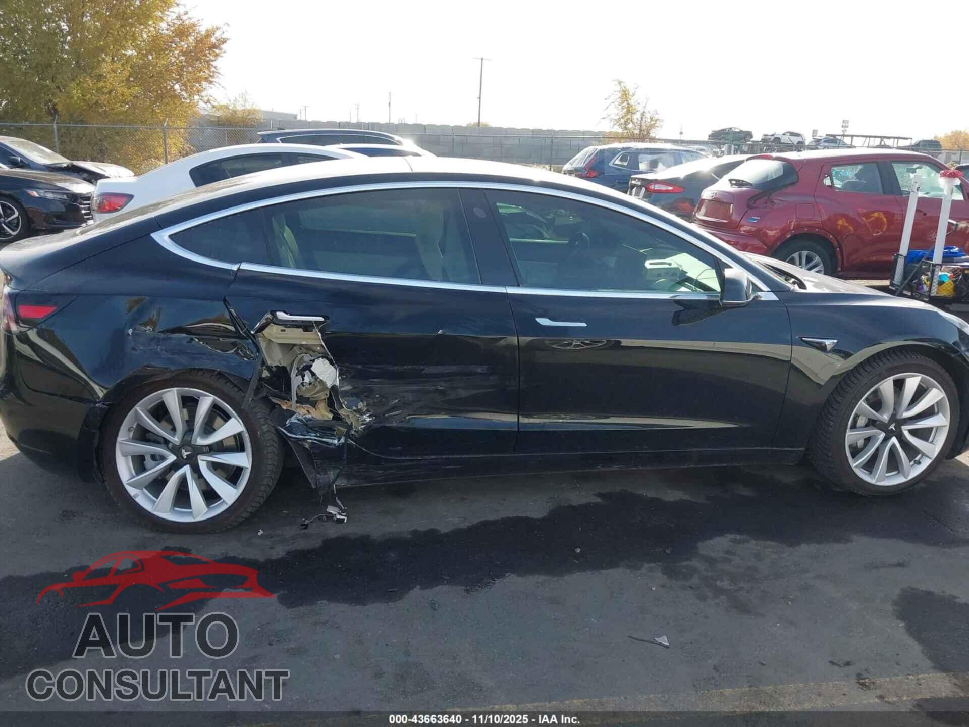 TESLA MODEL 3 2018 - 5YJ3E1EB3JF100272