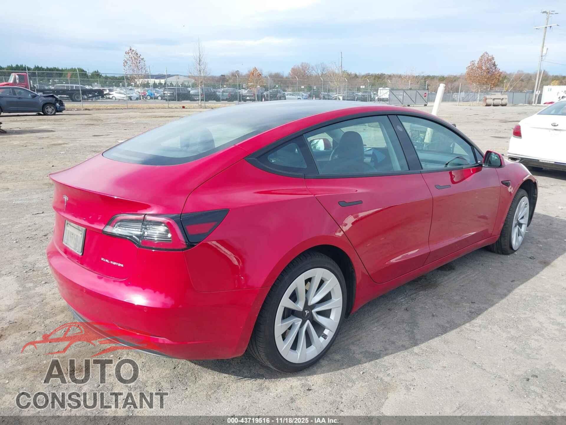 TESLA MODEL 3 2022 - 5YJ3E1EB9NF108575