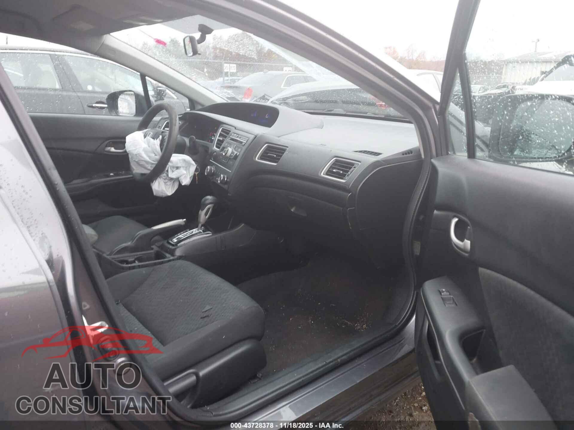HONDA CIVIC 2015 - 19XFB2F54FE277592