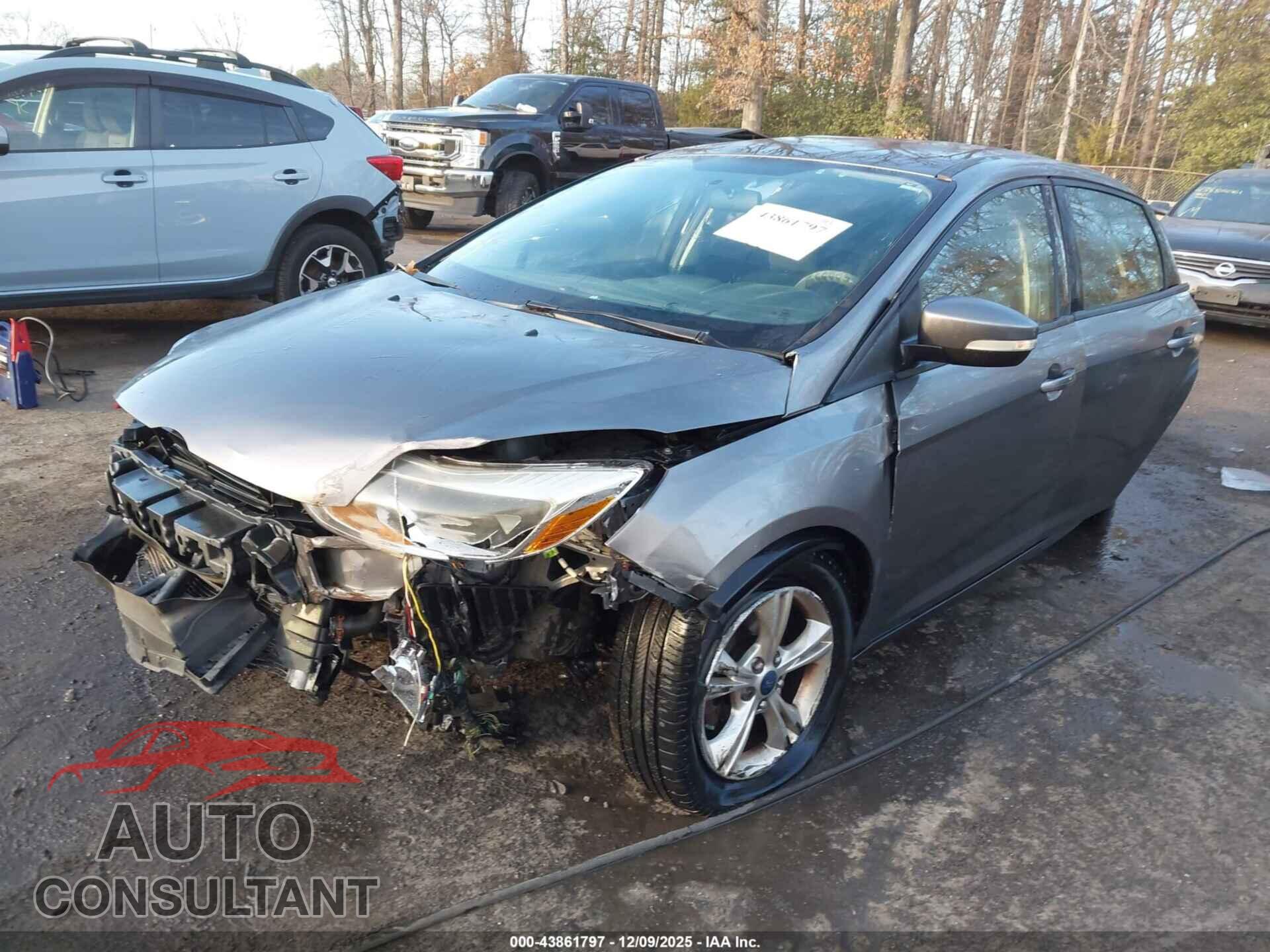 FORD FOCUS 2014 - 1FADP3F23EL235267