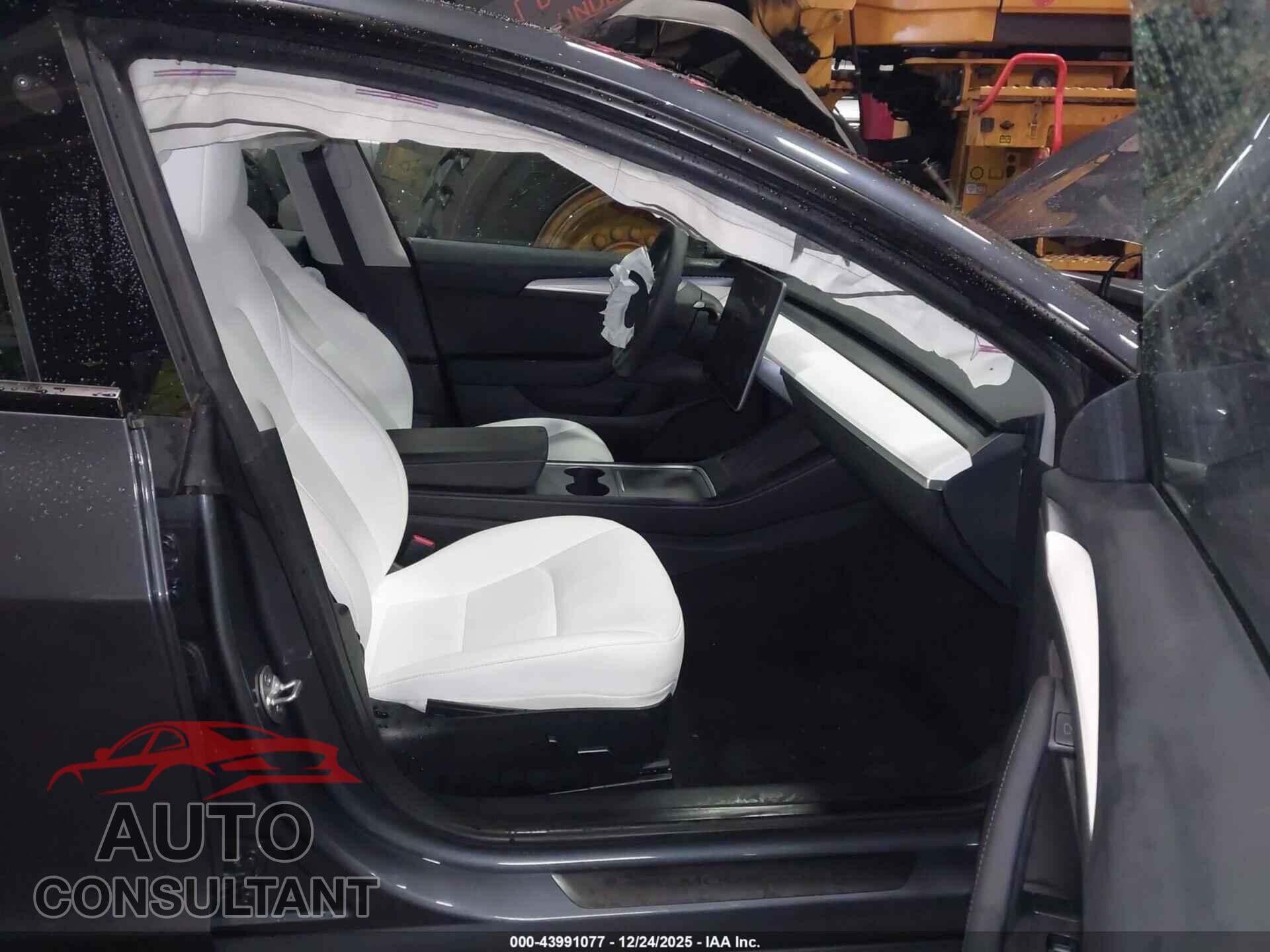 TESLA MODEL 3 2023 - 5YJ3E1EAXPF657602
