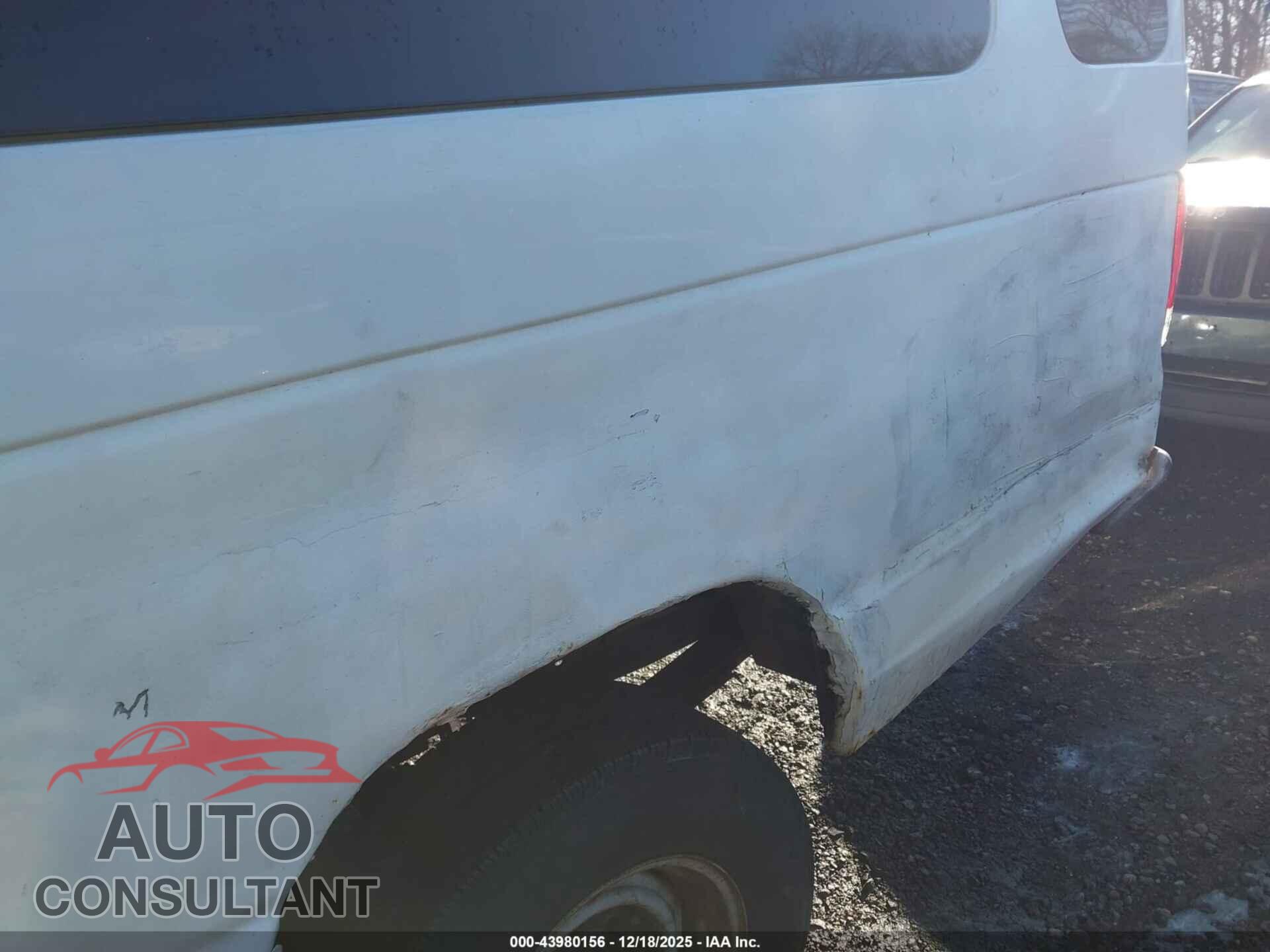 FORD E-350 SUPER DUTY 2012 - 1FBSS3BL1CDA76730