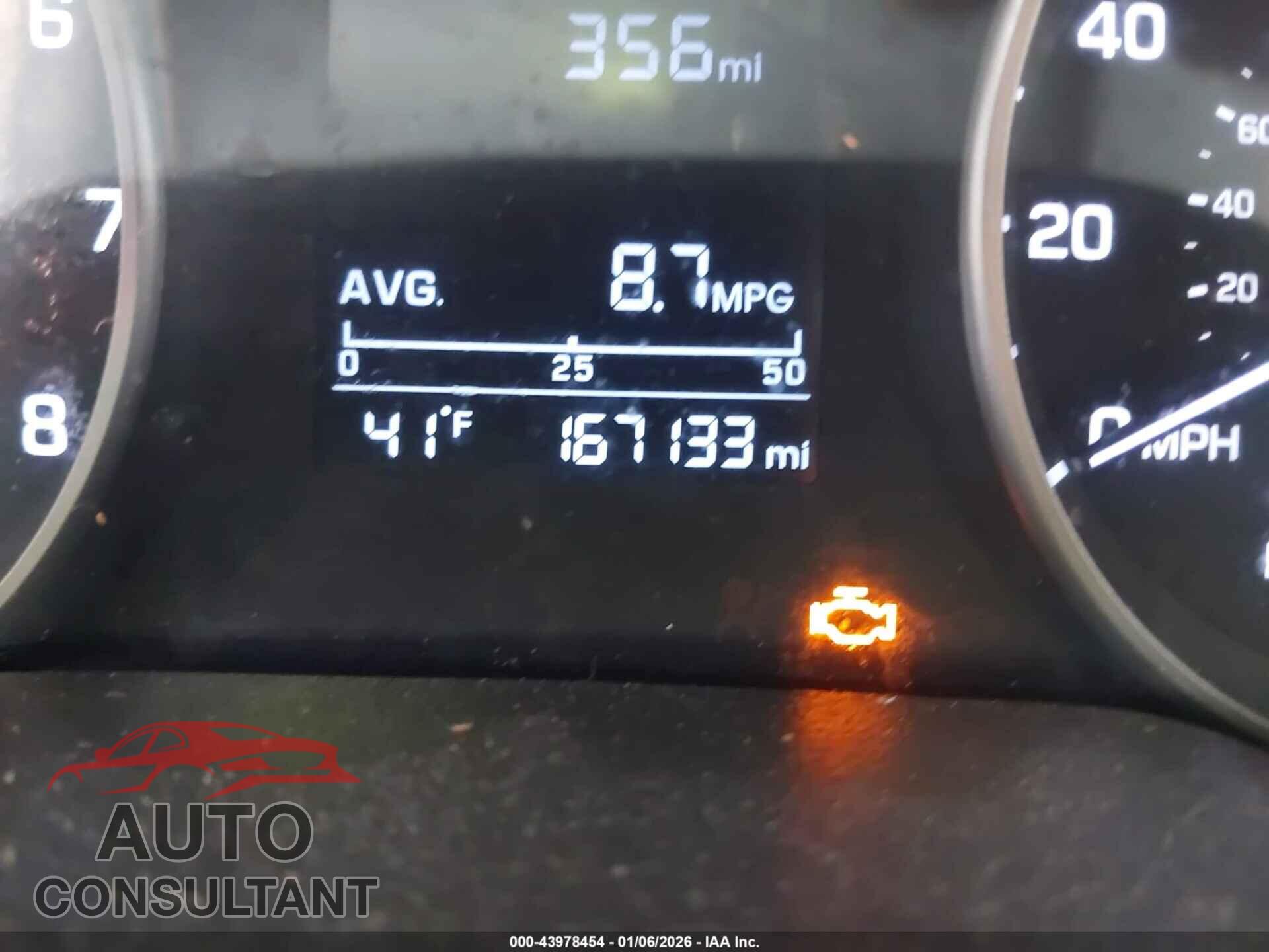 HYUNDAI ELANTRA 2017 - 5NPD74LF0HH096702