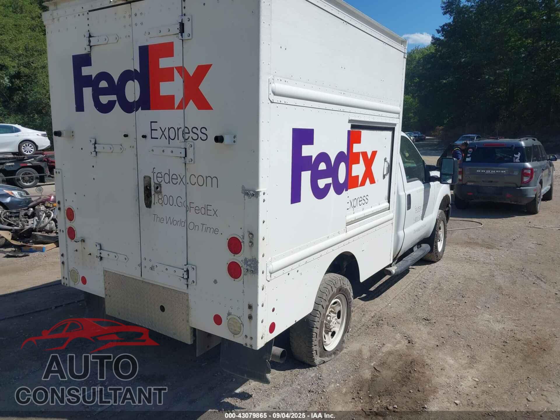 FORD F-250 2015 - 1FDBF2B62FEA47574