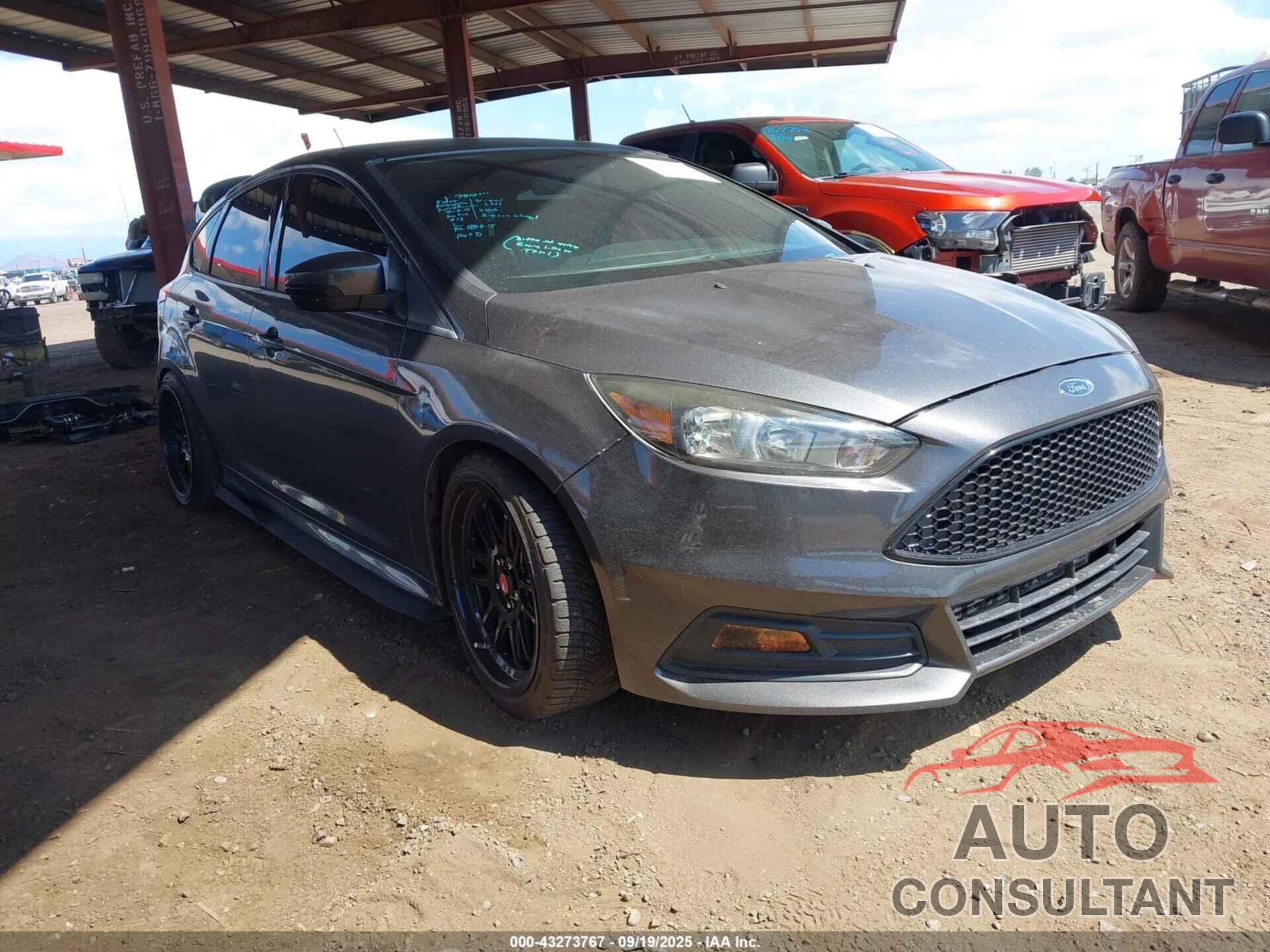 FORD FOCUS 2016 - 1FADP3L97GL289398