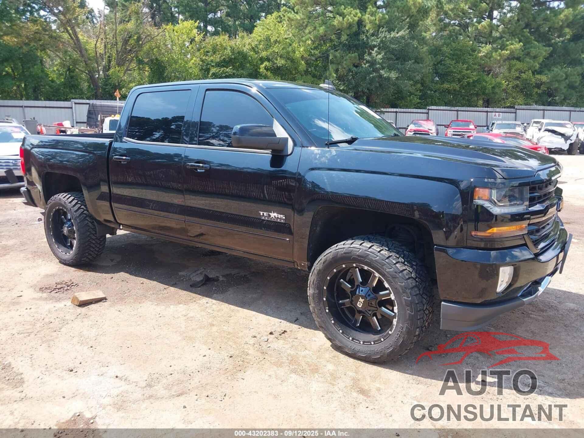 CHEVROLET SILVERADO 1500 2018 - 3GCUKRECXJG617163