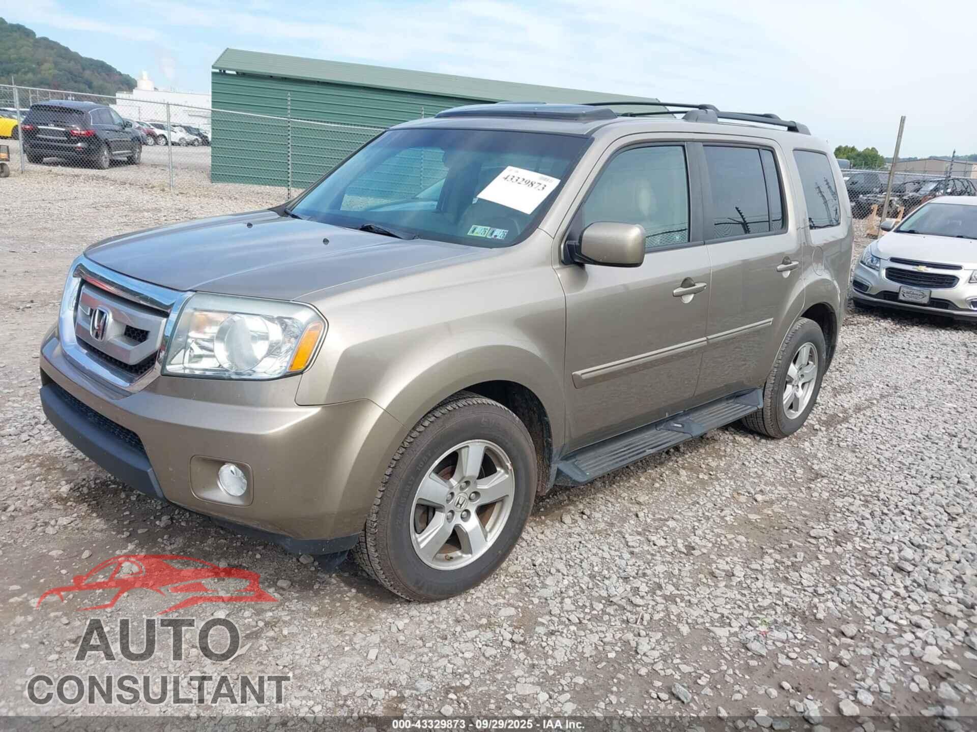 HONDA PILOT 2010 - 5FNYF4H51AB016476