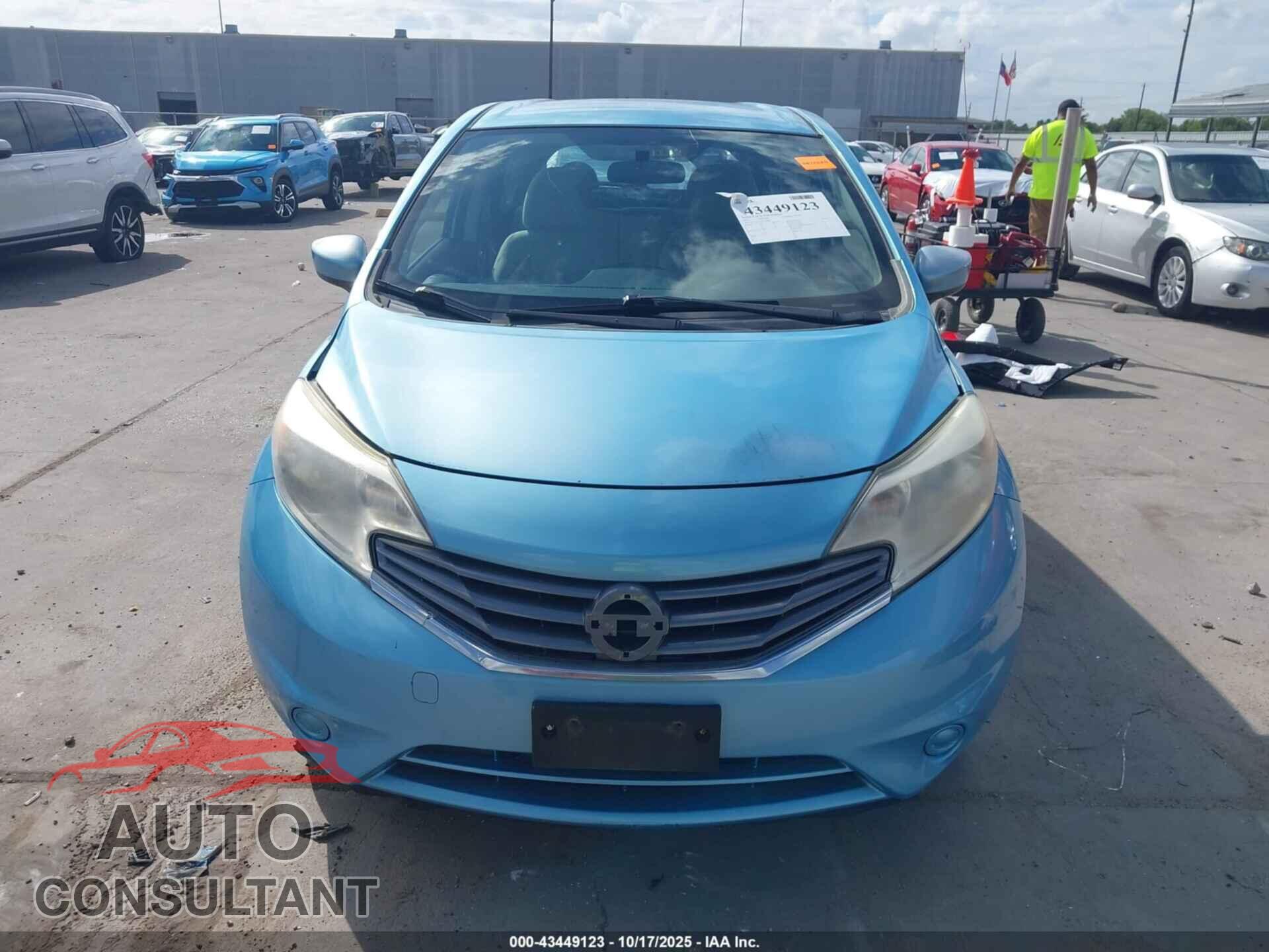 NISSAN VERSA NOTE 2015 - 3N1CE2CP1FL355969
