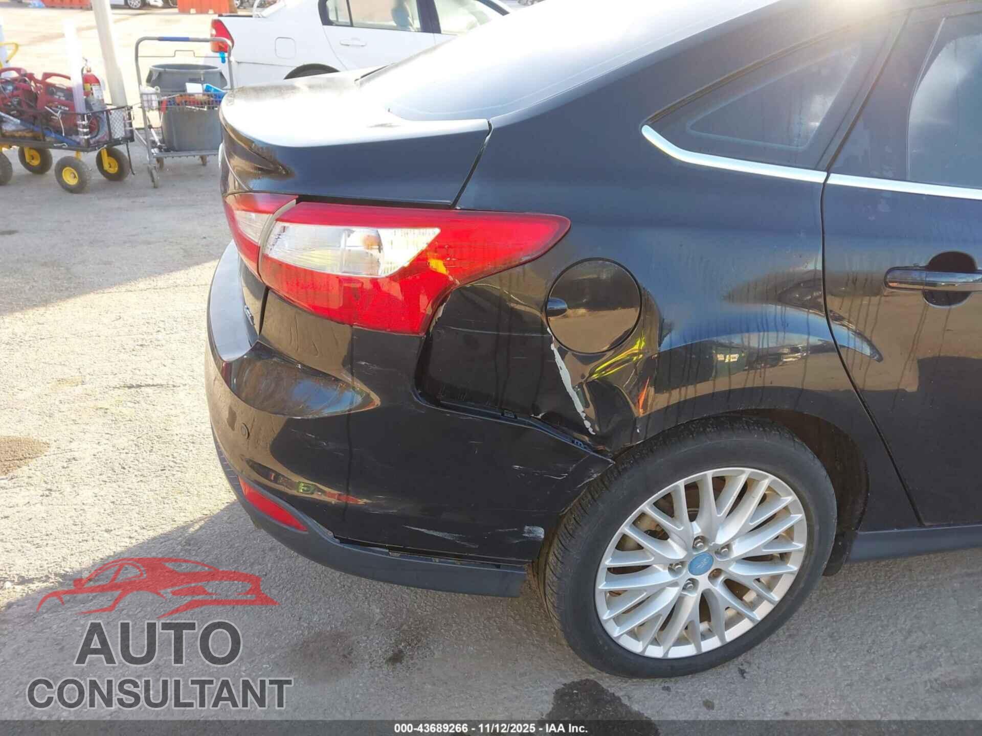 FORD FOCUS 2012 - 1FAHP3H2XCL120192