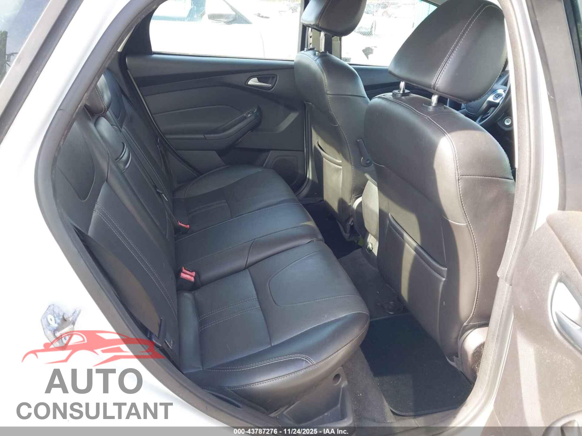 FORD FOCUS 2013 - 1FADP3F20DL244927