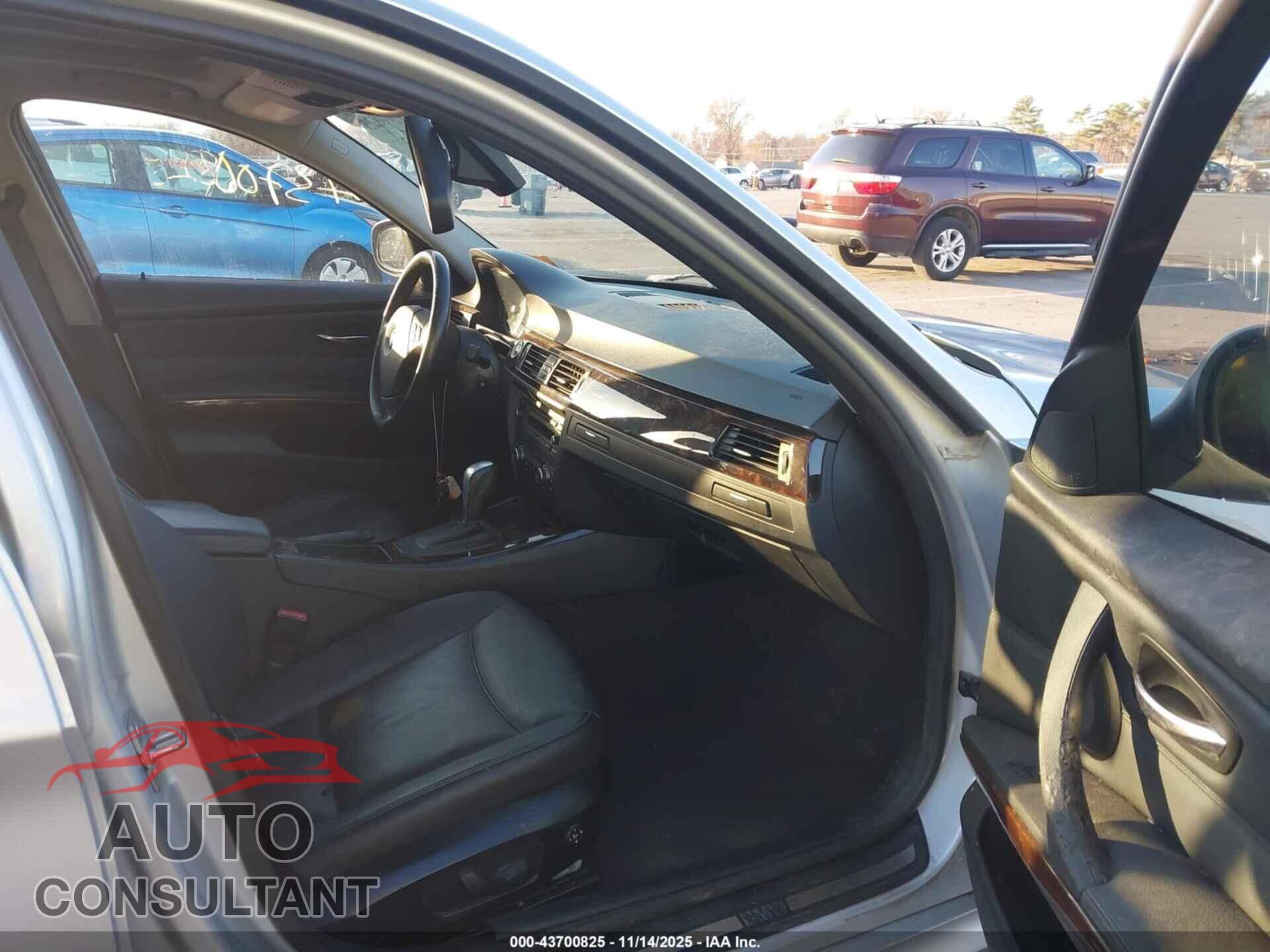 BMW 328I 2011 - WBAPH7C55BA801671