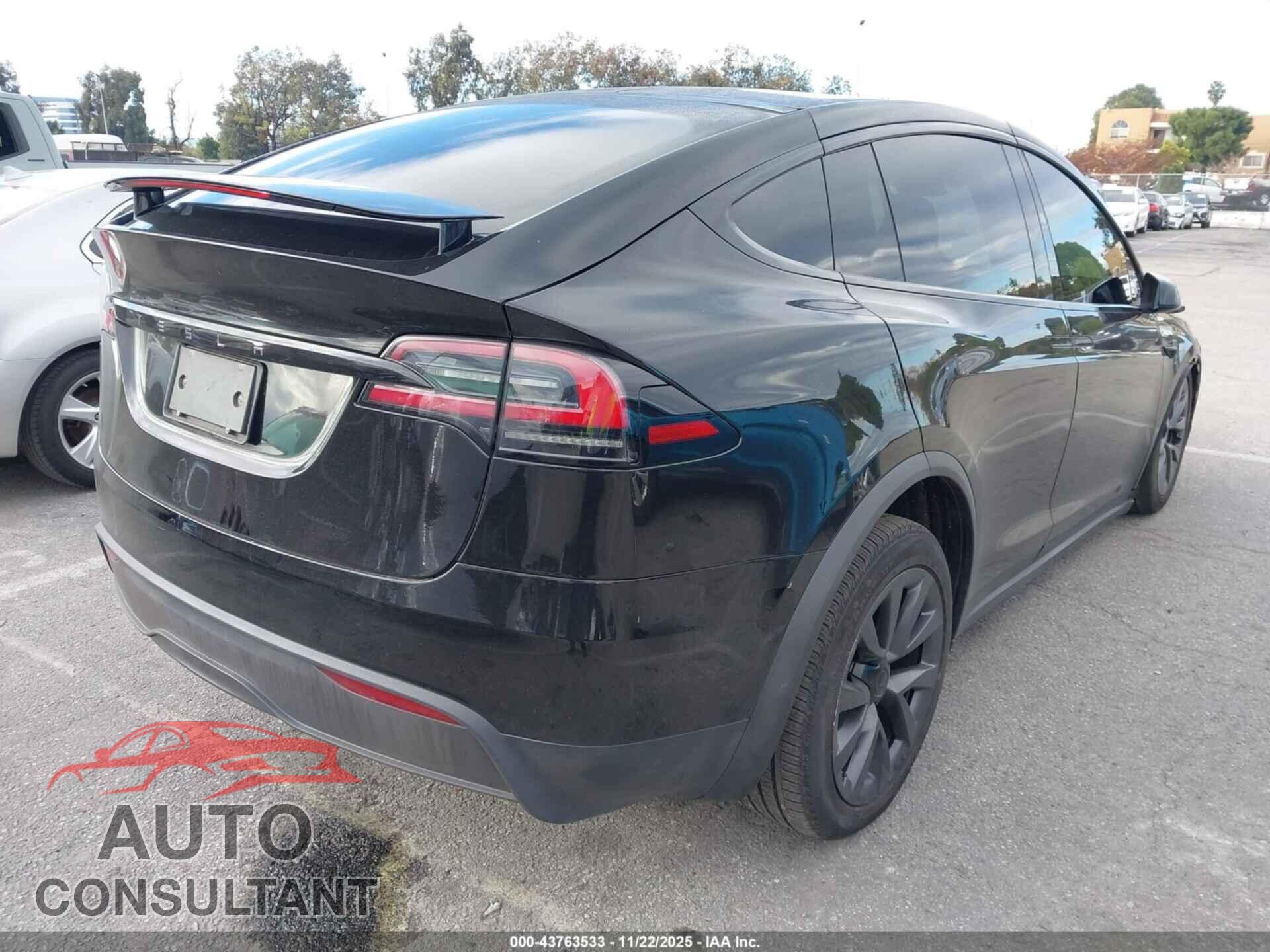TESLA MODEL X 2024 - 7SAXCBE59RF455887