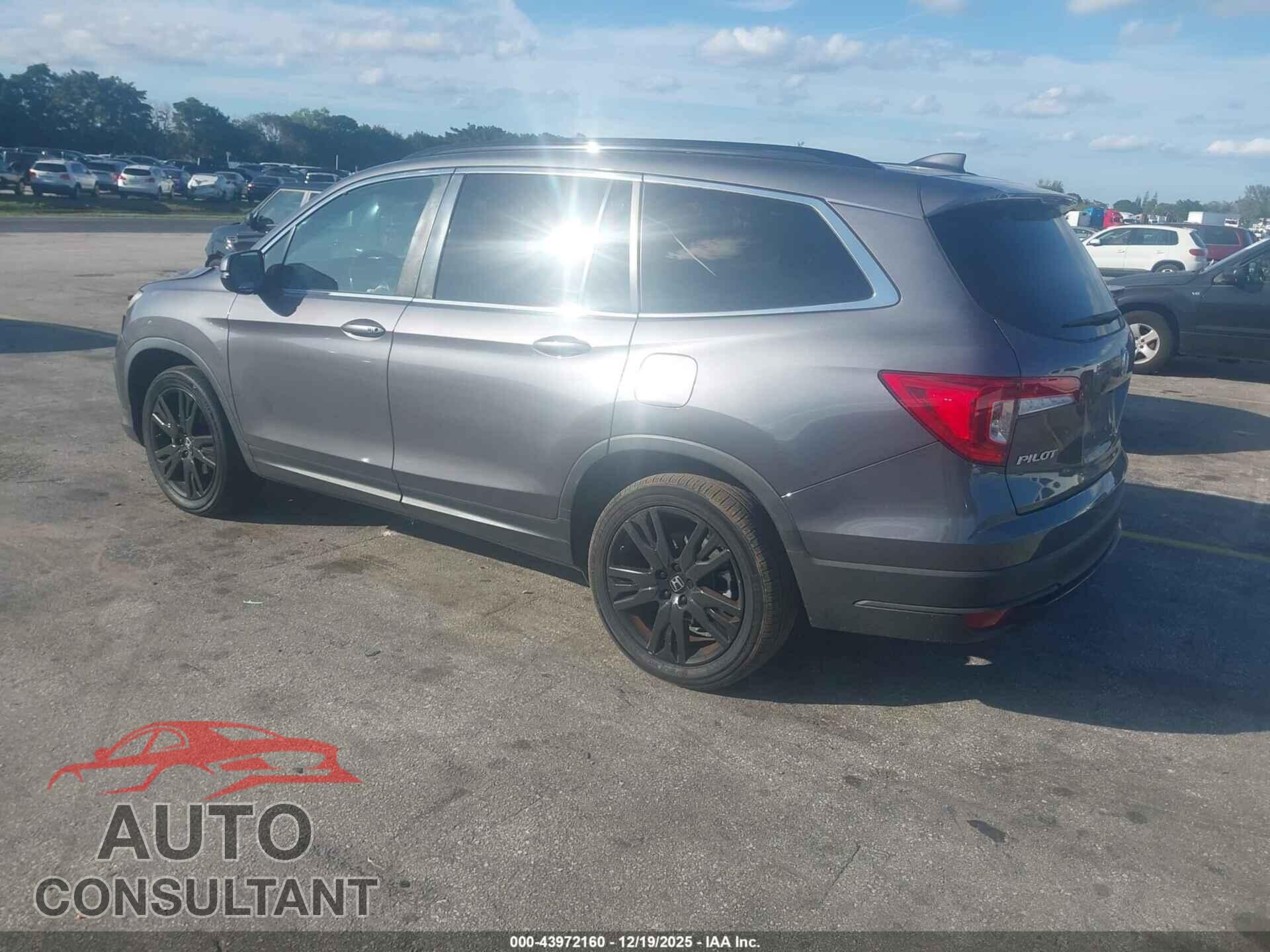HONDA PILOT 2021 - 5FNYF5H23MB010596