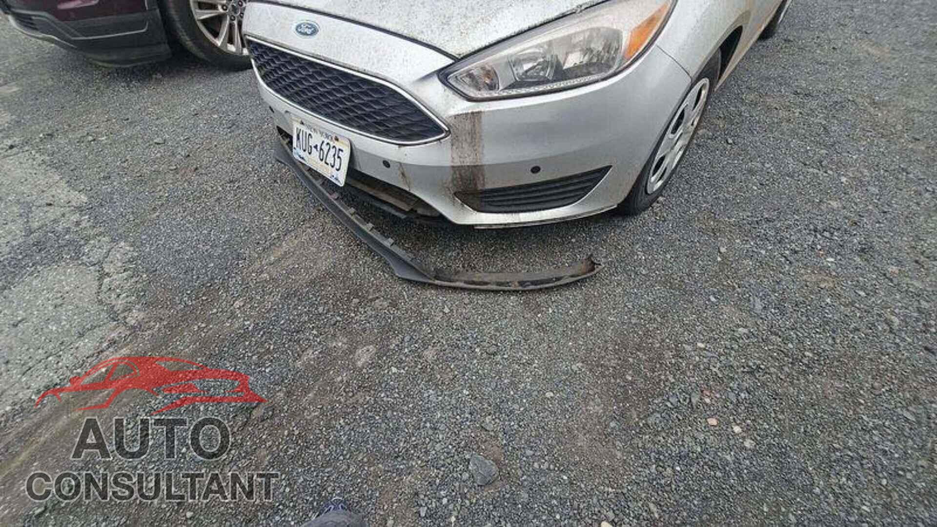 FORD FOCUS 2017 - 1FADP3E22HL212083