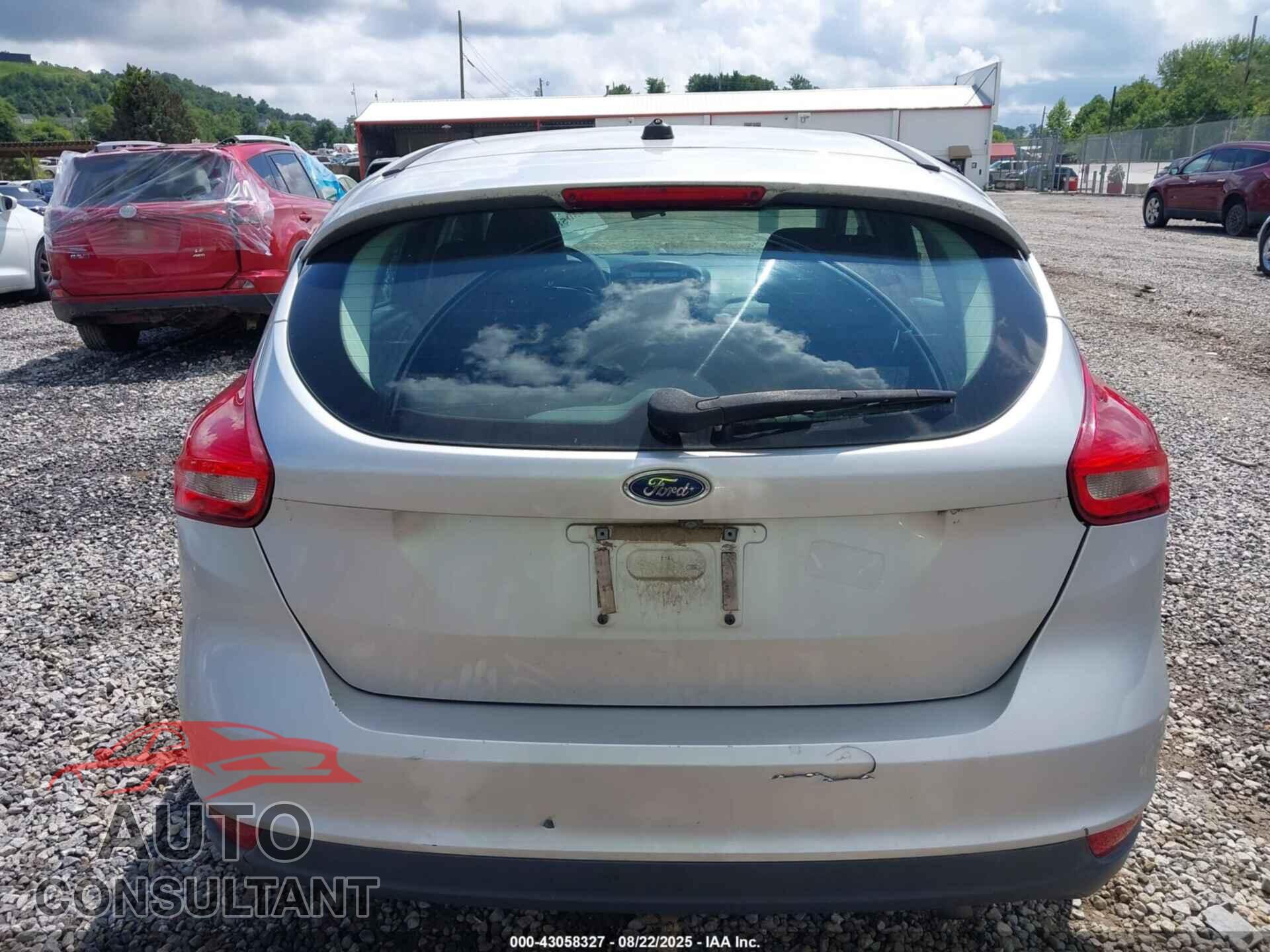 FORD FOCUS 2016 - 1FADP3K29GL234942