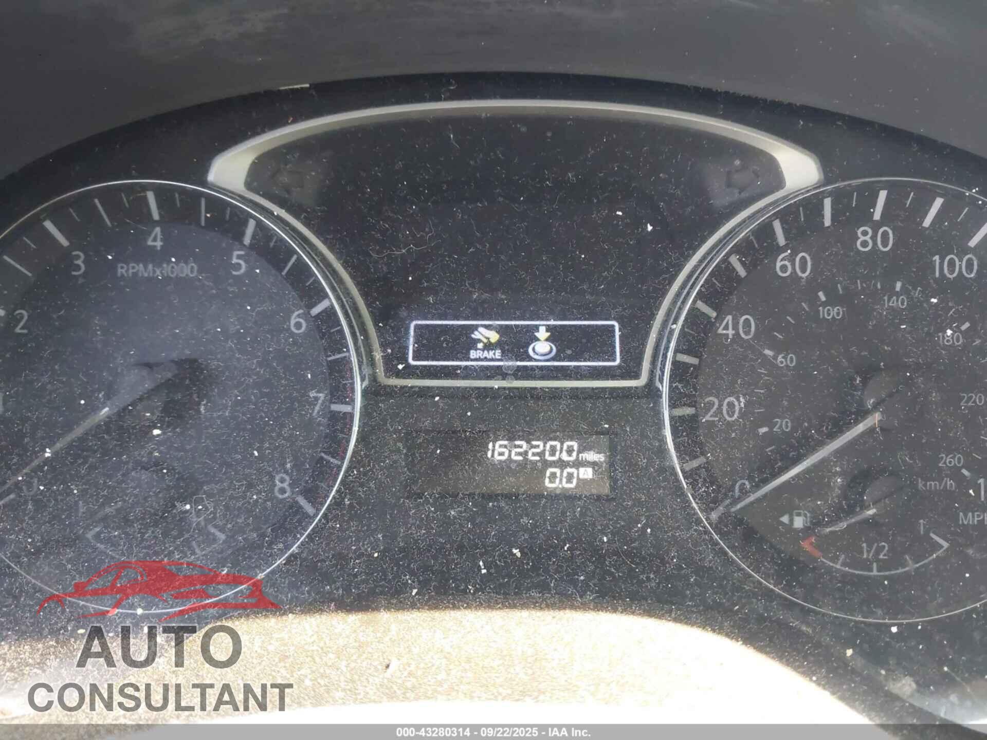 NISSAN PATHFINDER 2013 - 5N1AR2MM7DC623604